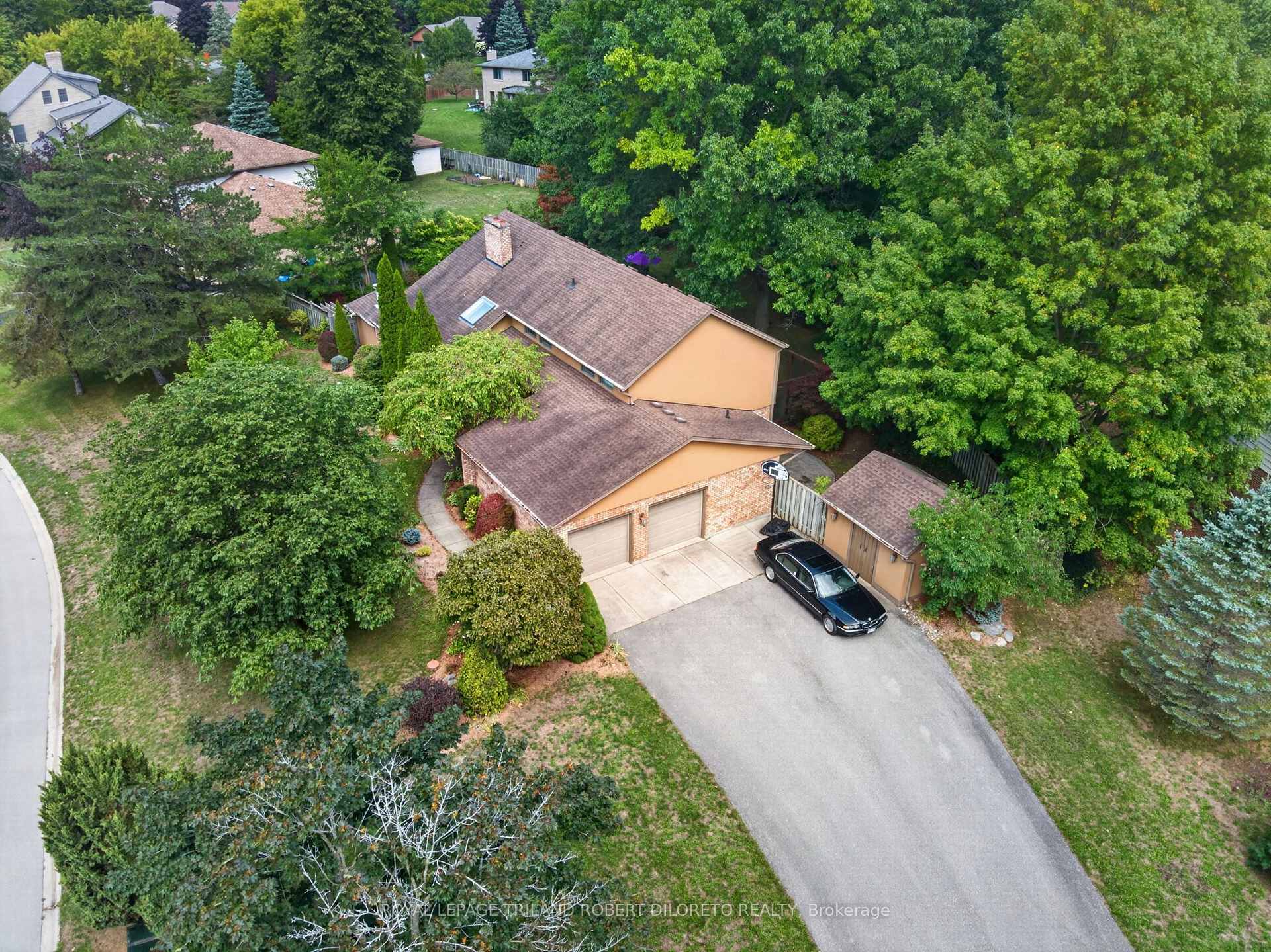 Photo 8 of 39 Westbrook Drive, Middlesex Centre, Kilworth — HOMEH