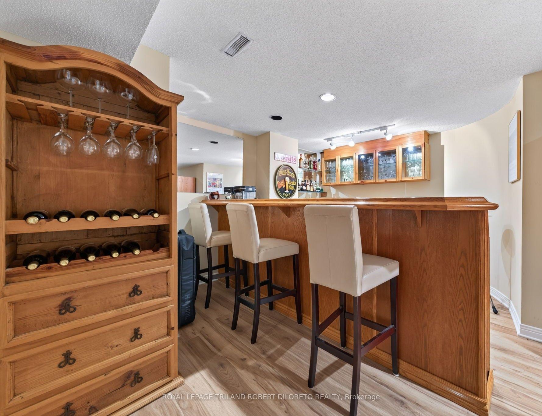 Photo 34 of 39 Westbrook Drive, Middlesex Centre, Kilworth — HOMEH