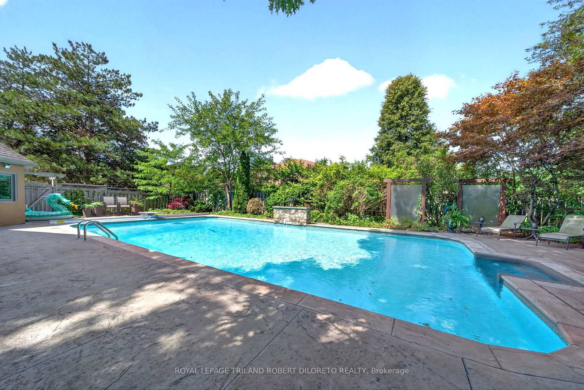 Photo 35 of 39 Westbrook Drive, Middlesex Centre, Kilworth — HOMEH