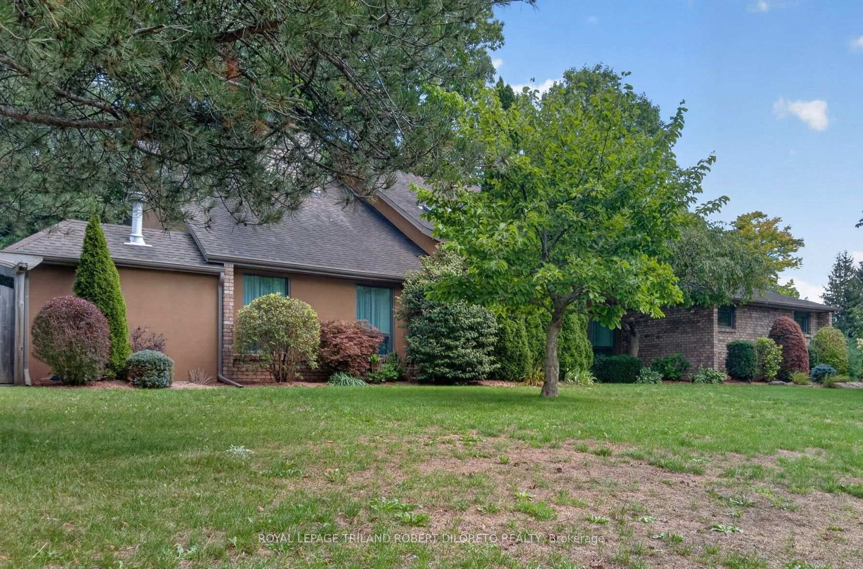 Photo 44 of 39 Westbrook Drive, Middlesex Centre, Kilworth — HOMEH
