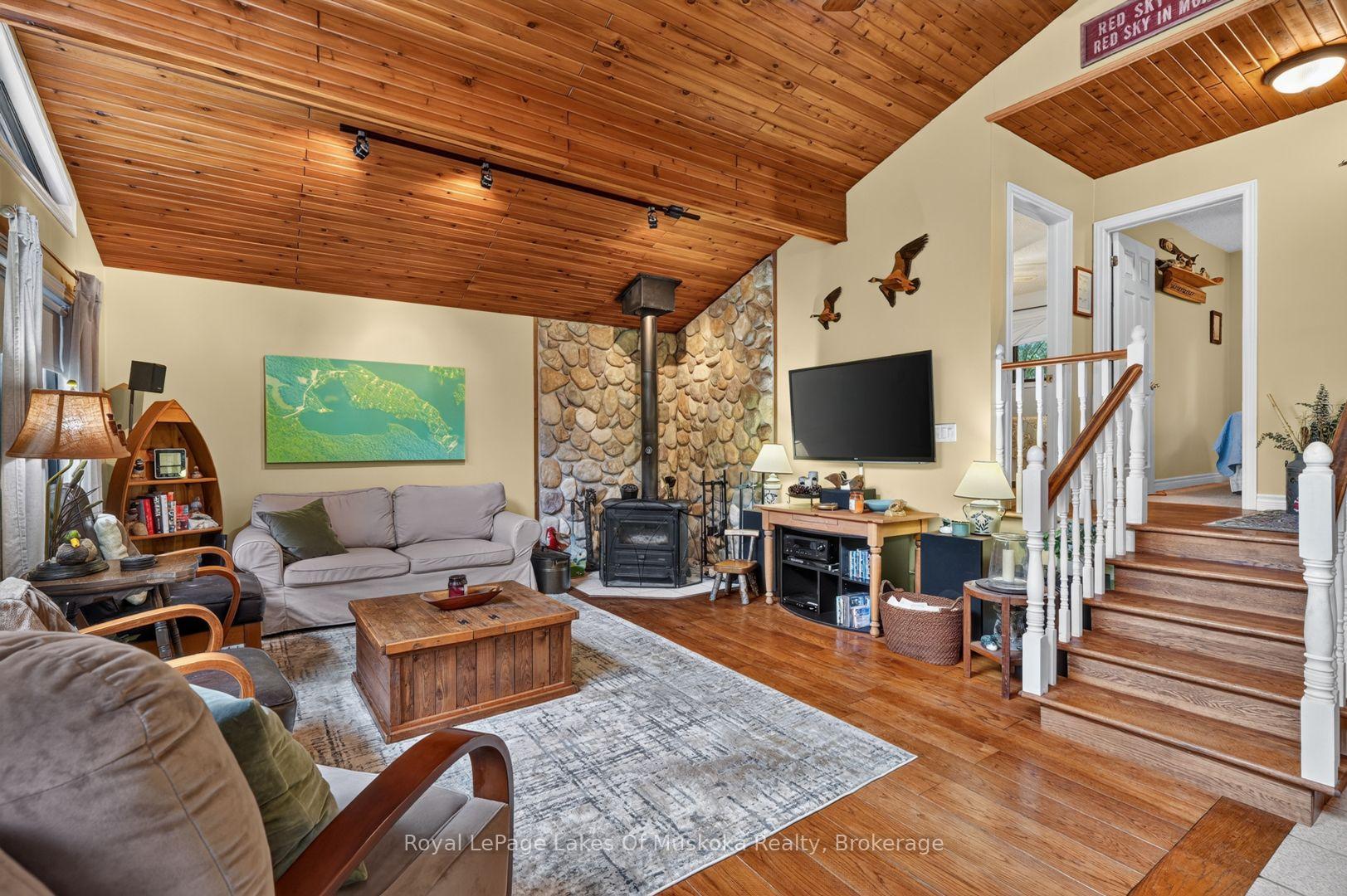 Photo 11 of 969 Echo Ridge Road, Kearney — HOMEH