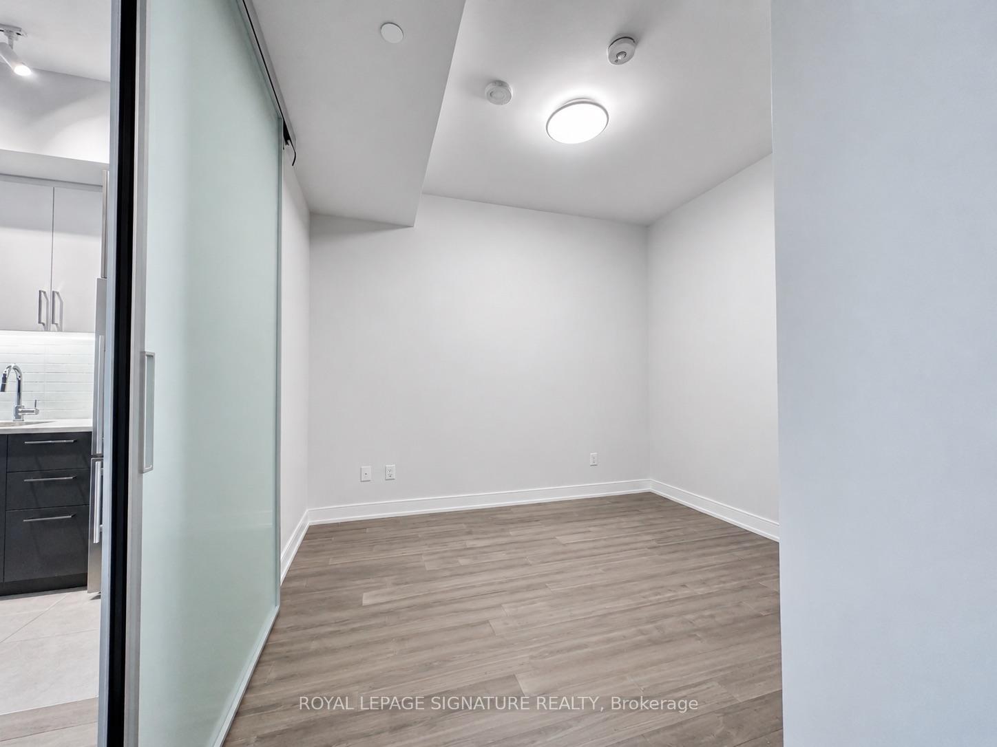 Photo 6 of Unit 314, 664 Spadina Avenue, Toronto, University — HOMEH