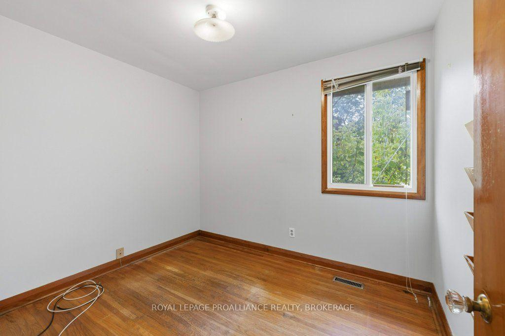 Photo 15 of 59 Campbell Crescent, Kingston, Central City West — HOMEH