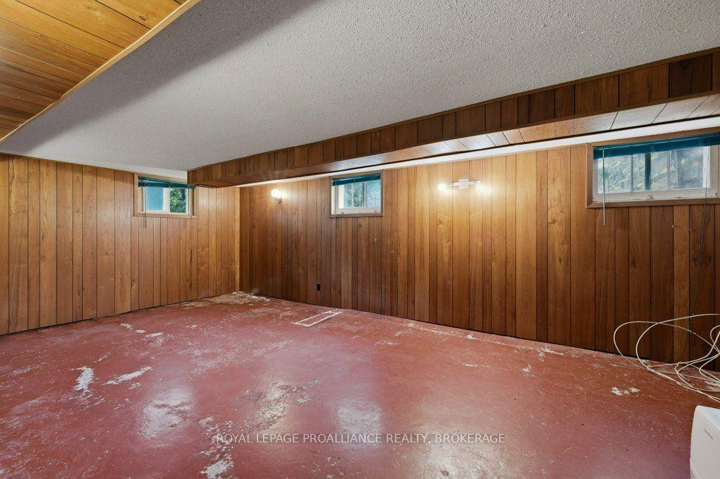 Photo 23 of 59 Campbell Crescent, Kingston, Central City West — HOMEH