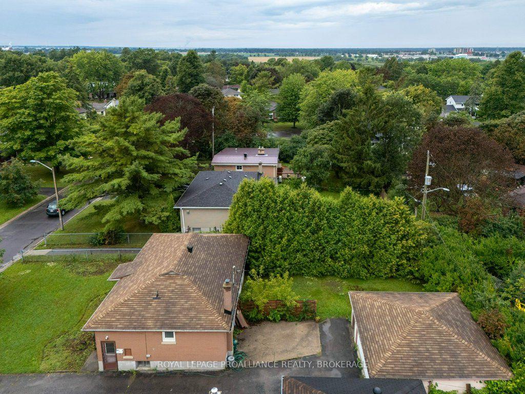Photo 47 of 59 Campbell Crescent, Kingston, Central City West — HOMEH