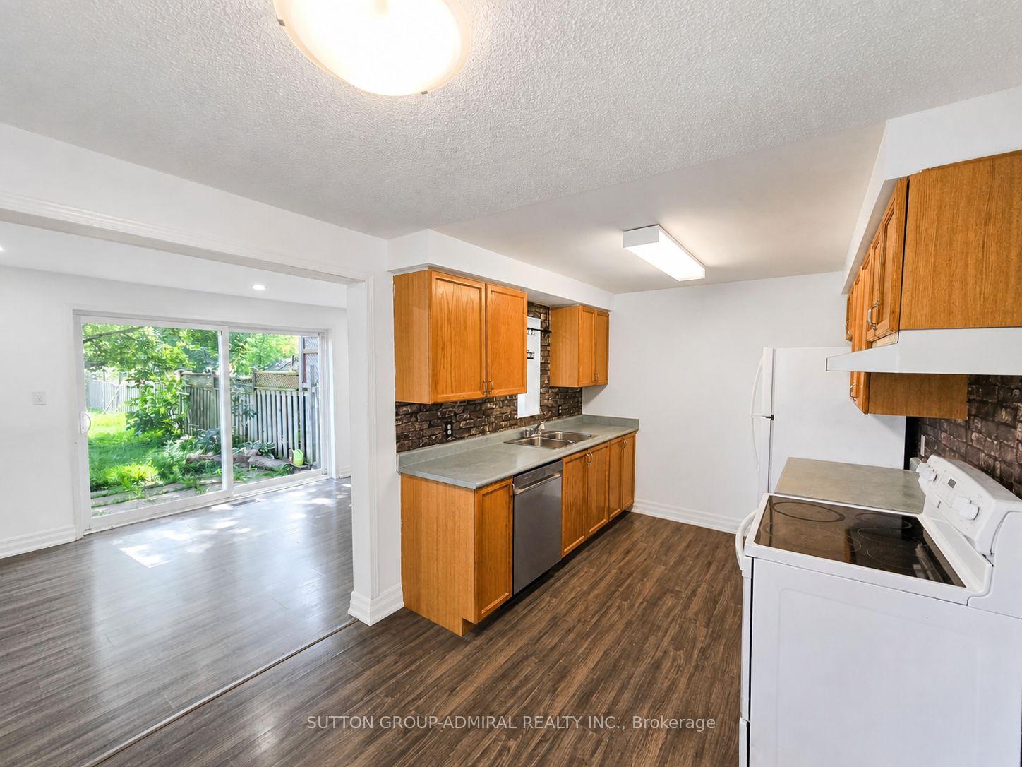 Photo 9 of 1 Seymour Crescent, Barrie, Holly — HOMEH