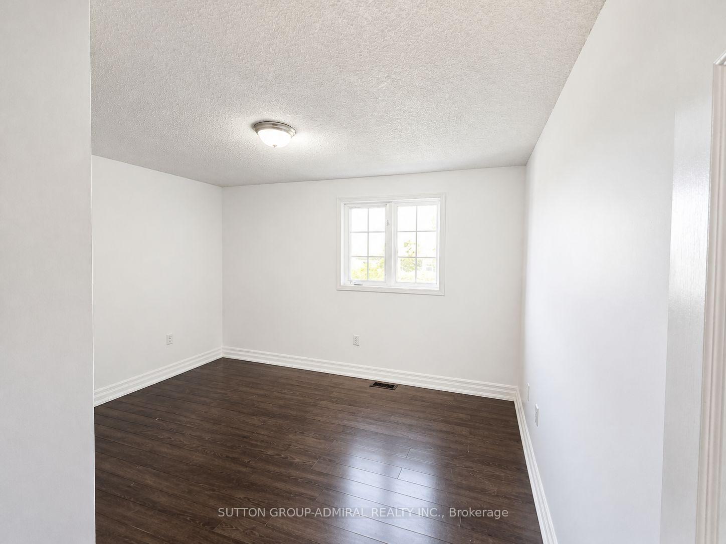 Photo 12 of 1 Seymour Crescent, Barrie, Holly — HOMEH