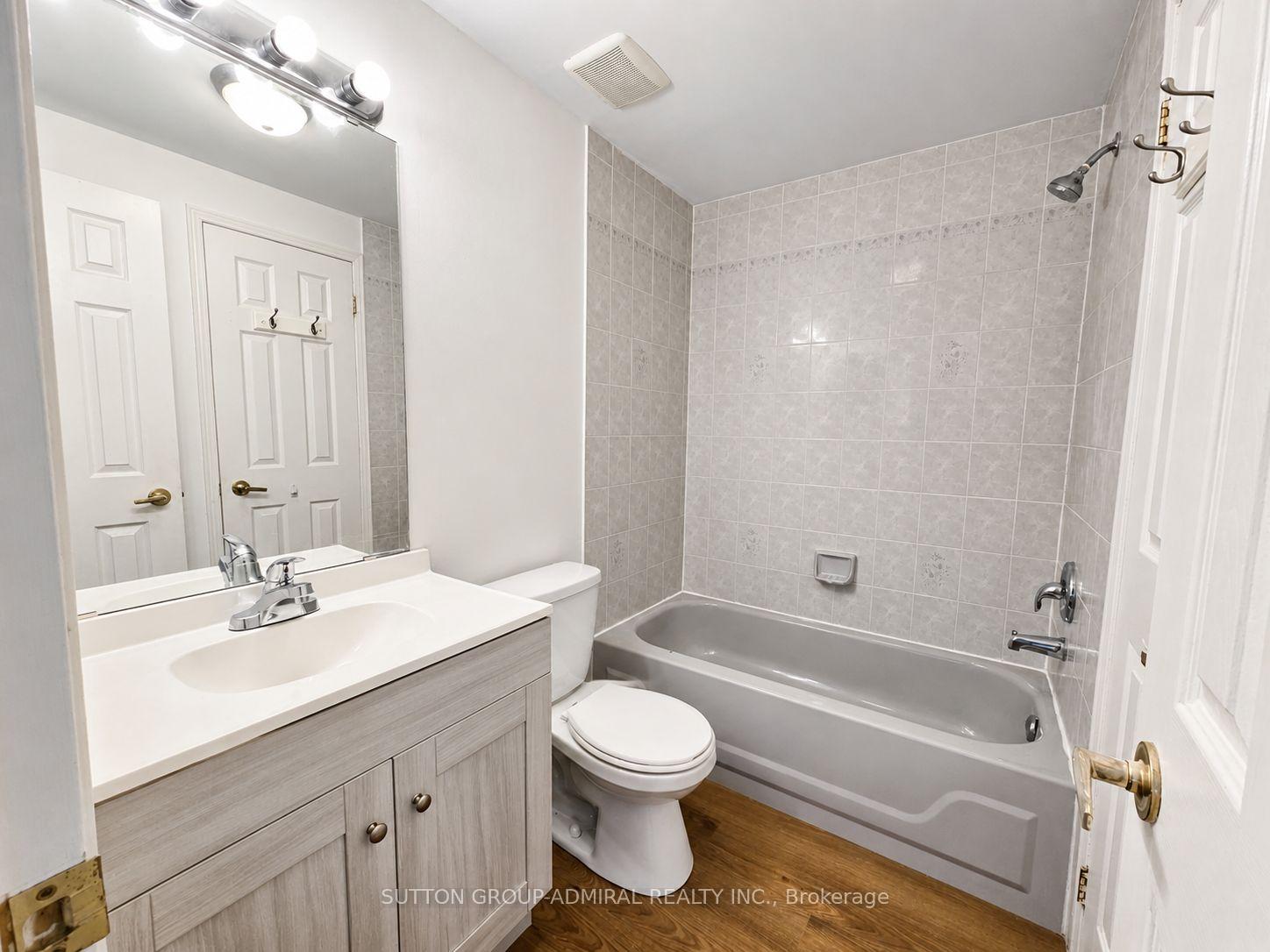 Photo 17 of 1 Seymour Crescent, Barrie, Holly — HOMEH