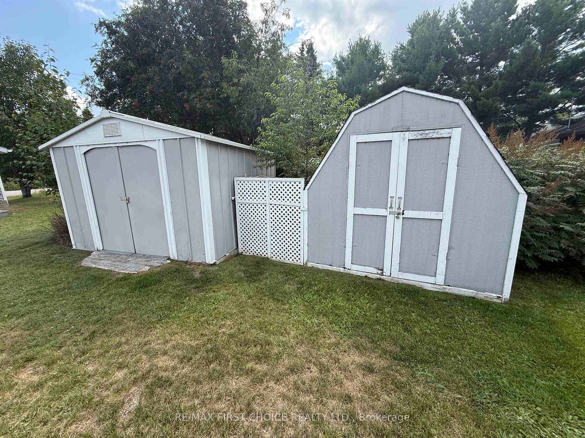 Photo 3 of 144 Lakeshore Drive, Ignace, TB-68 — HOMEH