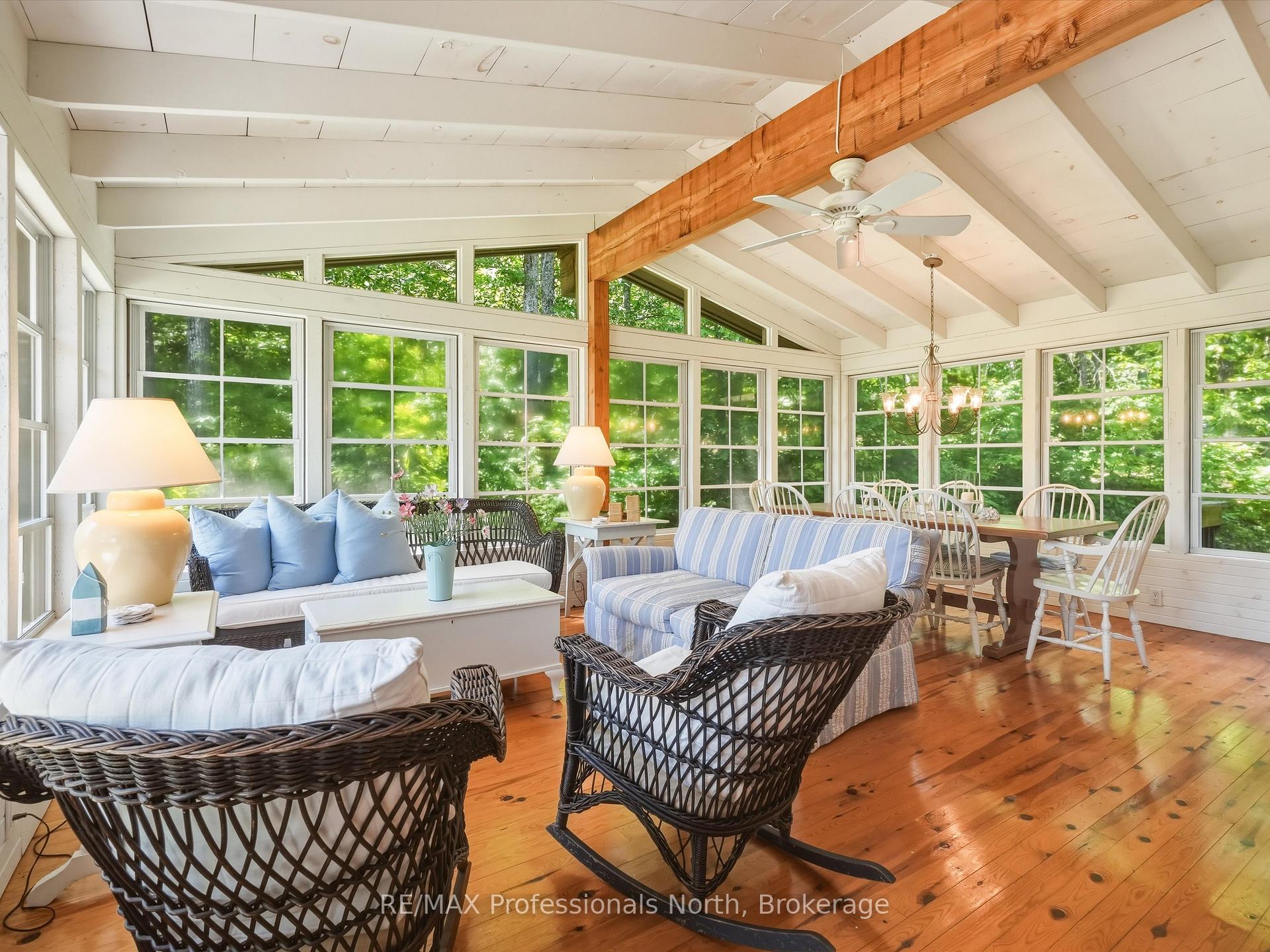 Photo 1 of 23 Taylor Island, Gravenhurst, Muskoka (S) — HOMEH