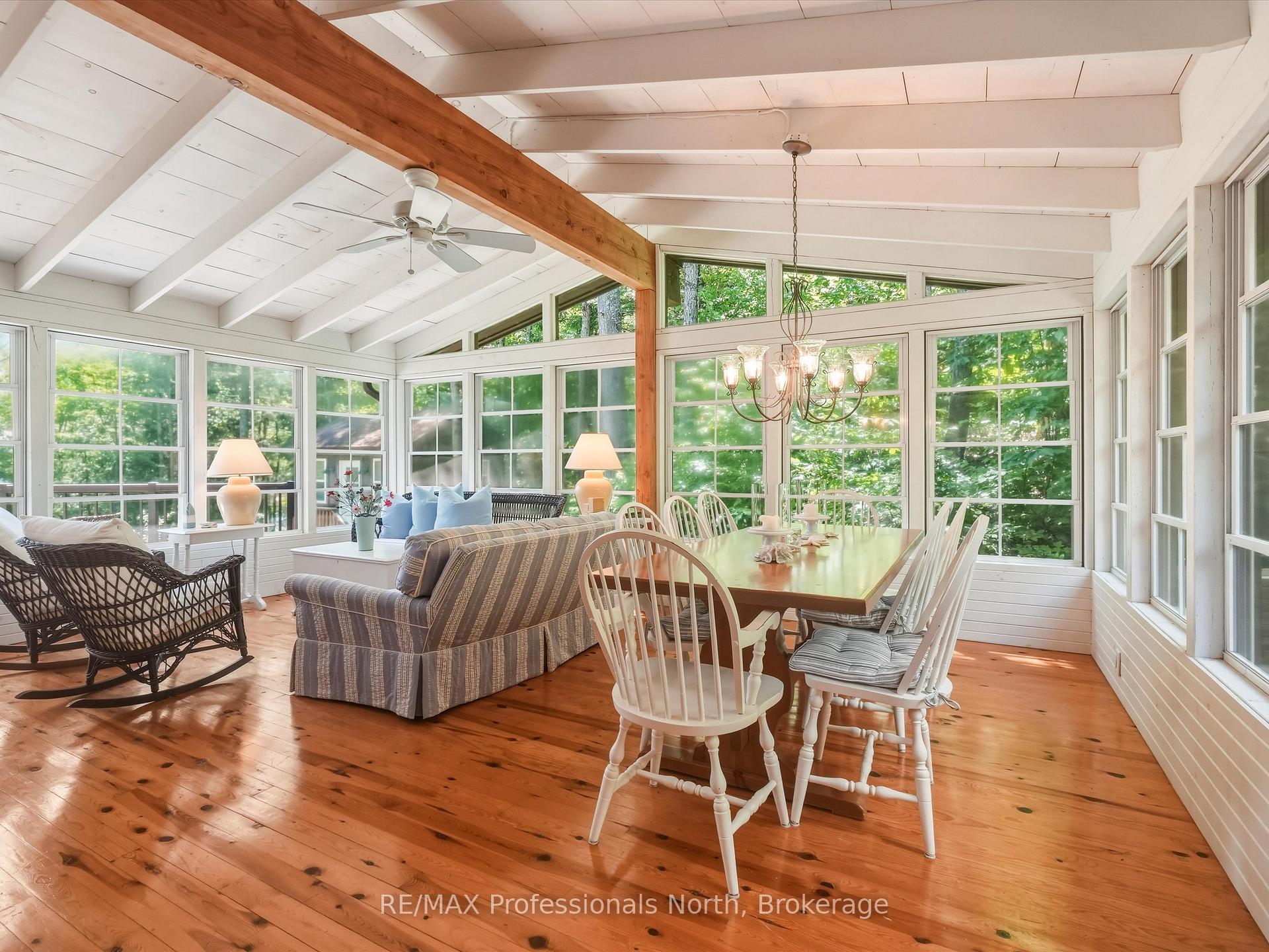Photo 14 of 23 Taylor Island, Gravenhurst, Muskoka (S) — HOMEH
