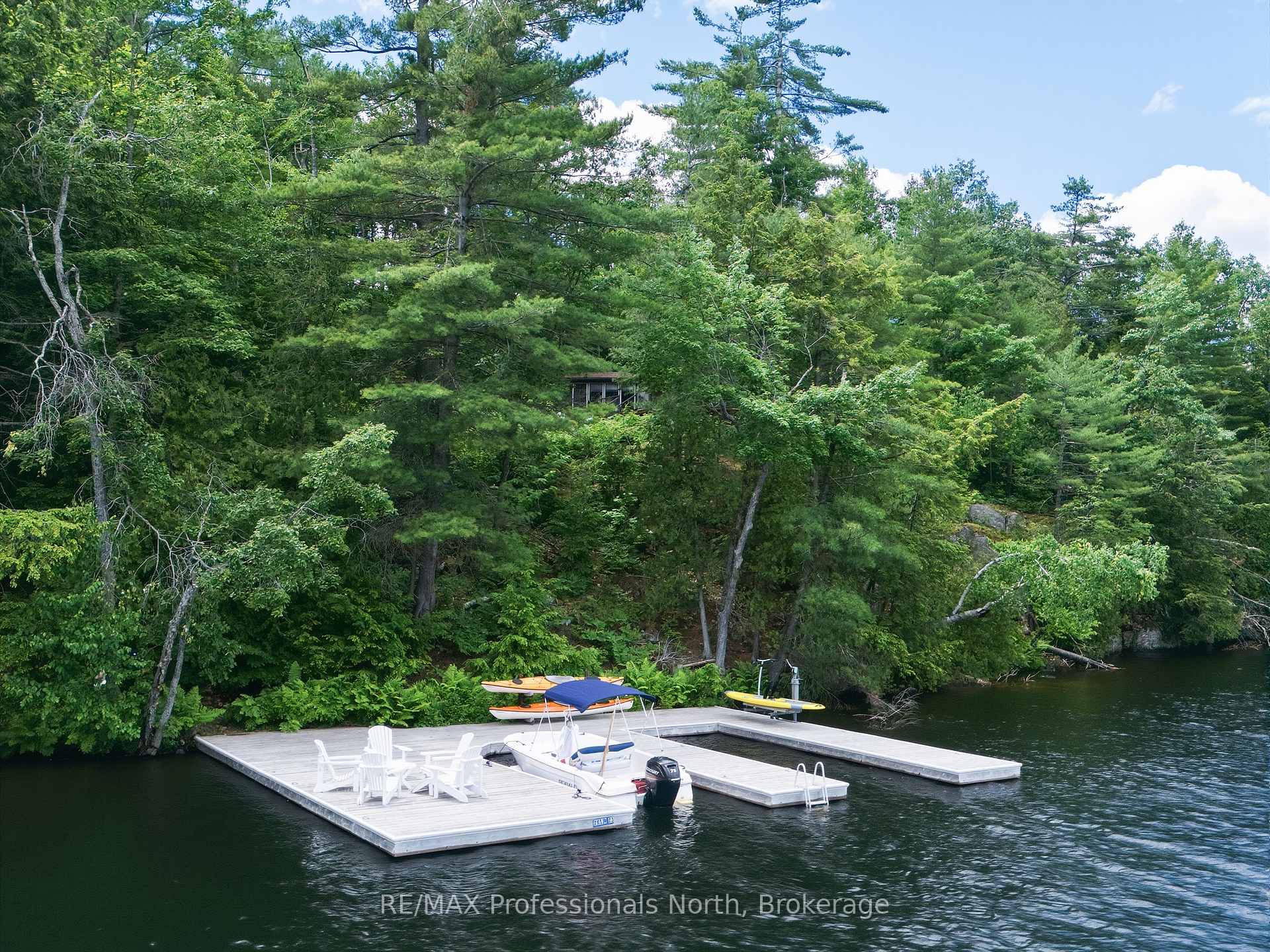 Photo 34 of 23 Taylor Island, Gravenhurst, Muskoka (S) — HOMEH