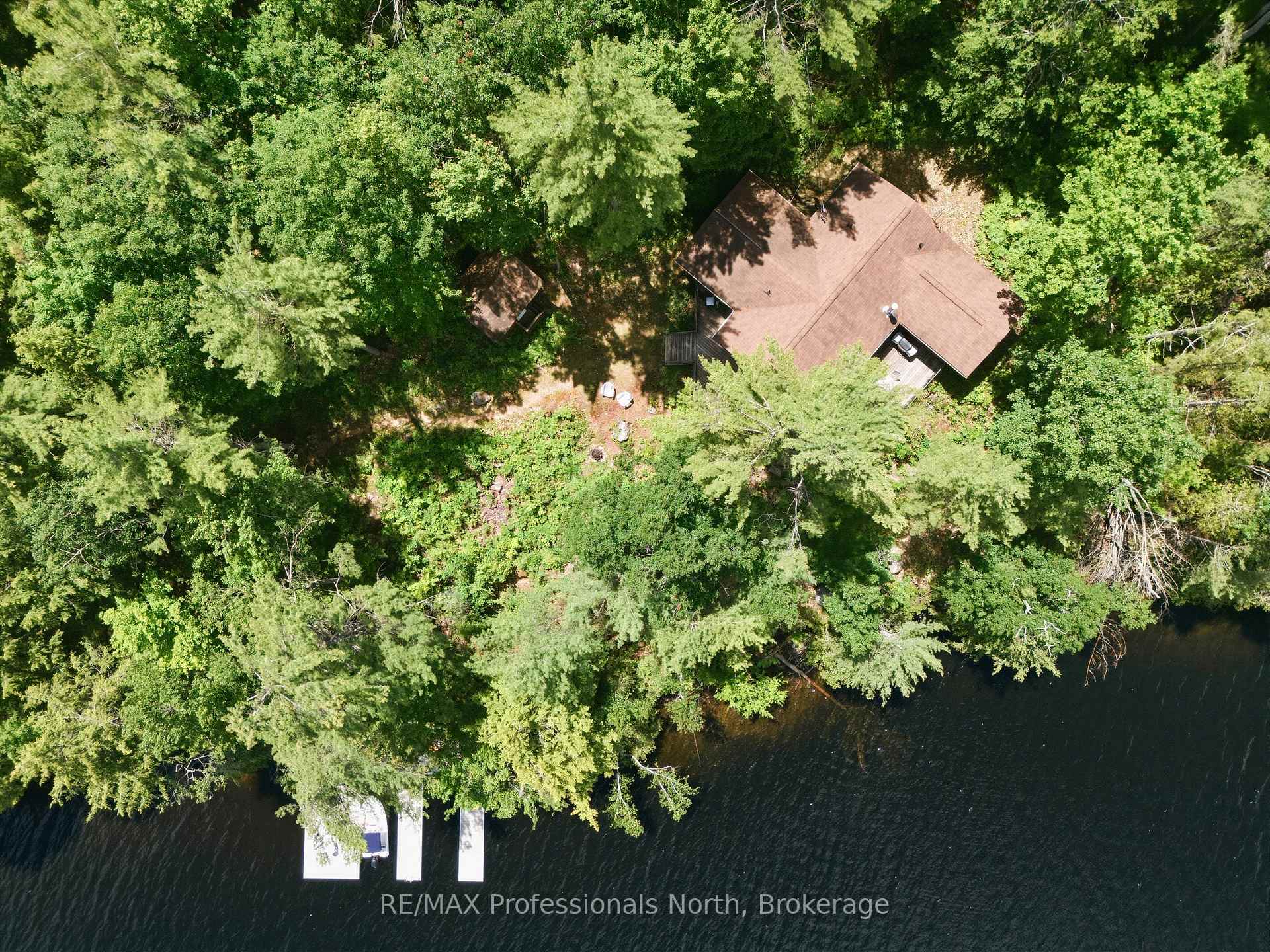 Photo 36 of 23 Taylor Island, Gravenhurst, Muskoka (S) — HOMEH