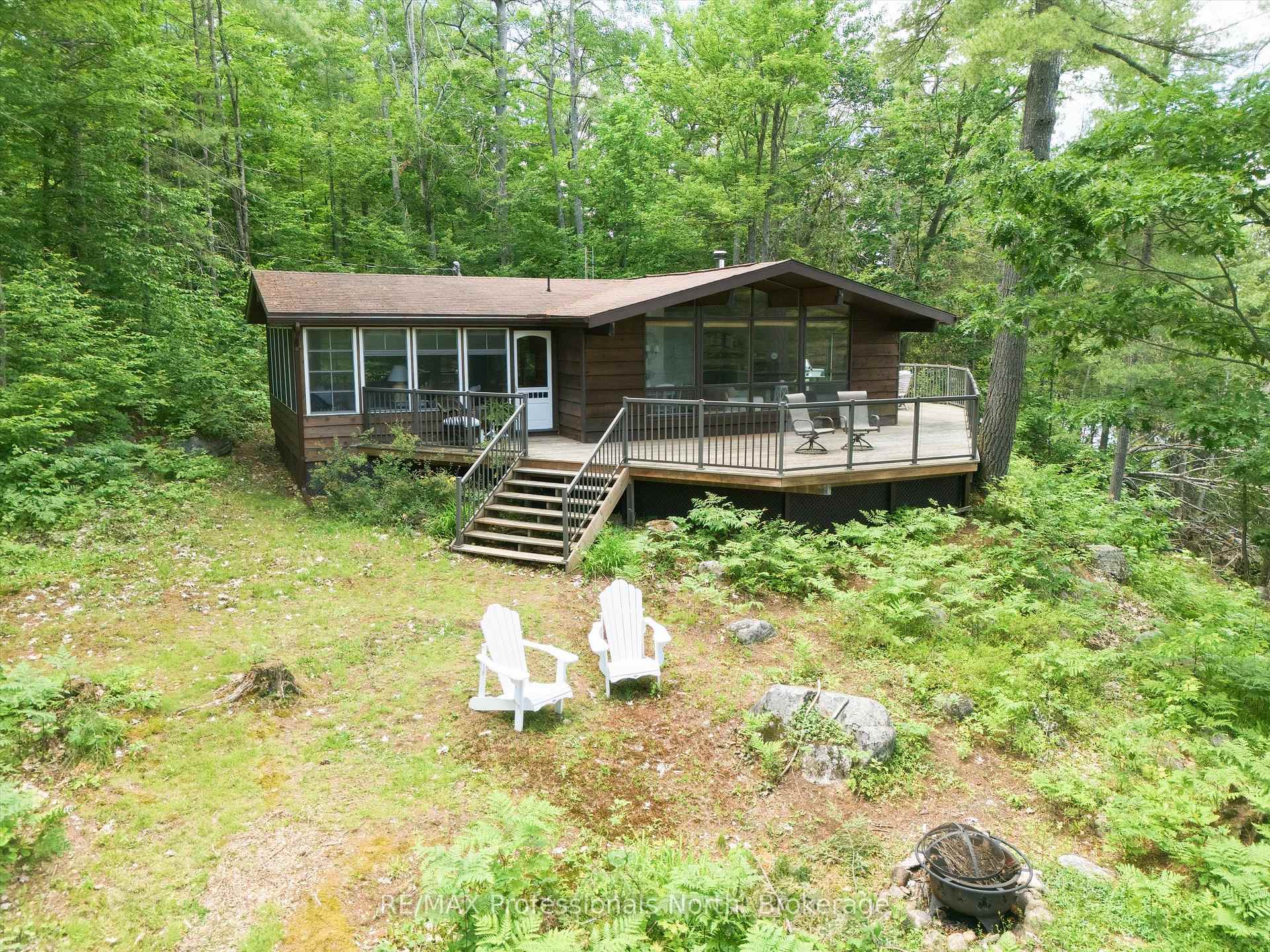 Photo 37 of 23 Taylor Island, Gravenhurst, Muskoka (S) — HOMEH