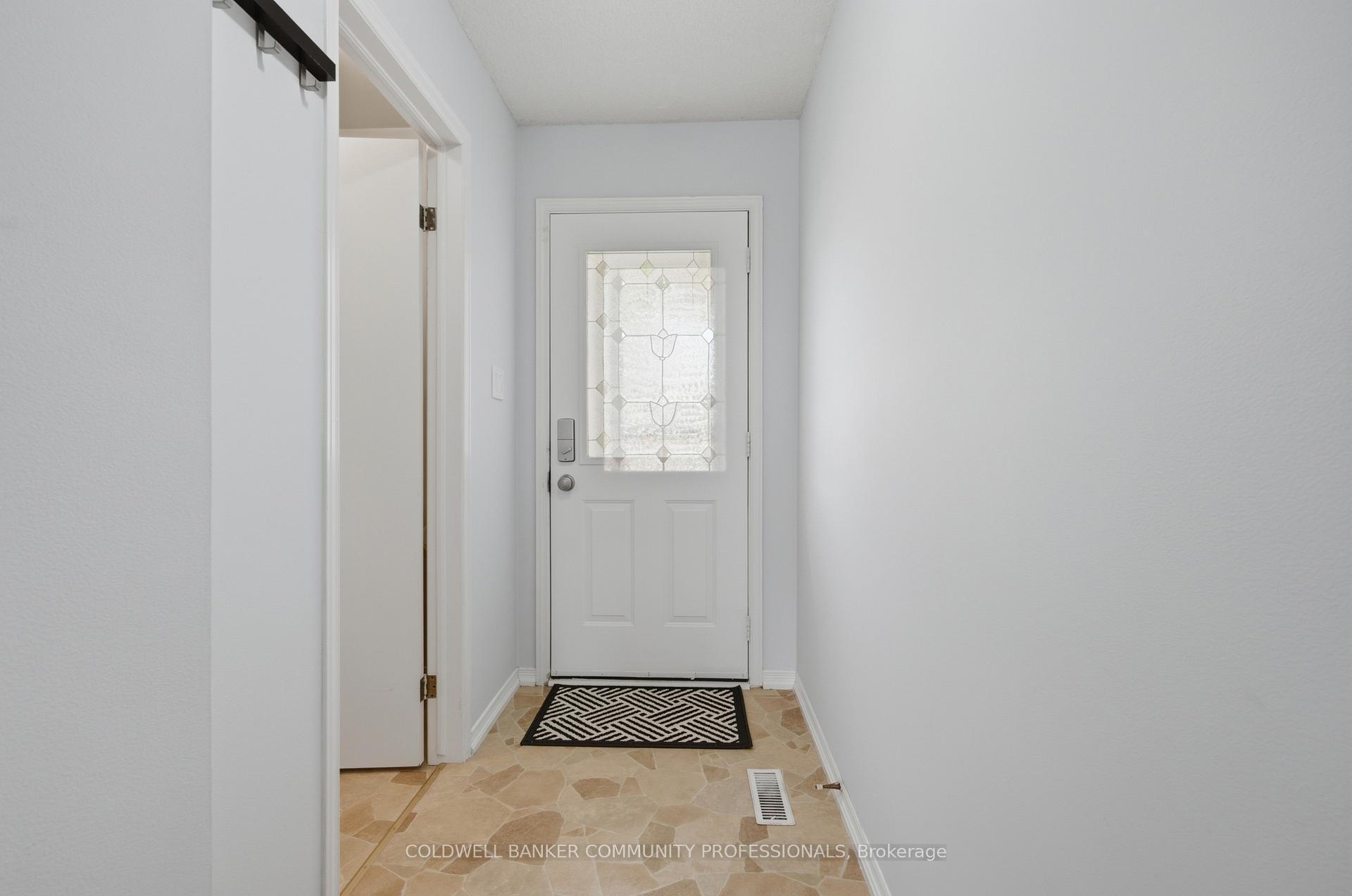 Photo 5 of Unit 46, 386 Highland Road W, Hamilton, Stoney Creek Mountain — HOMEH