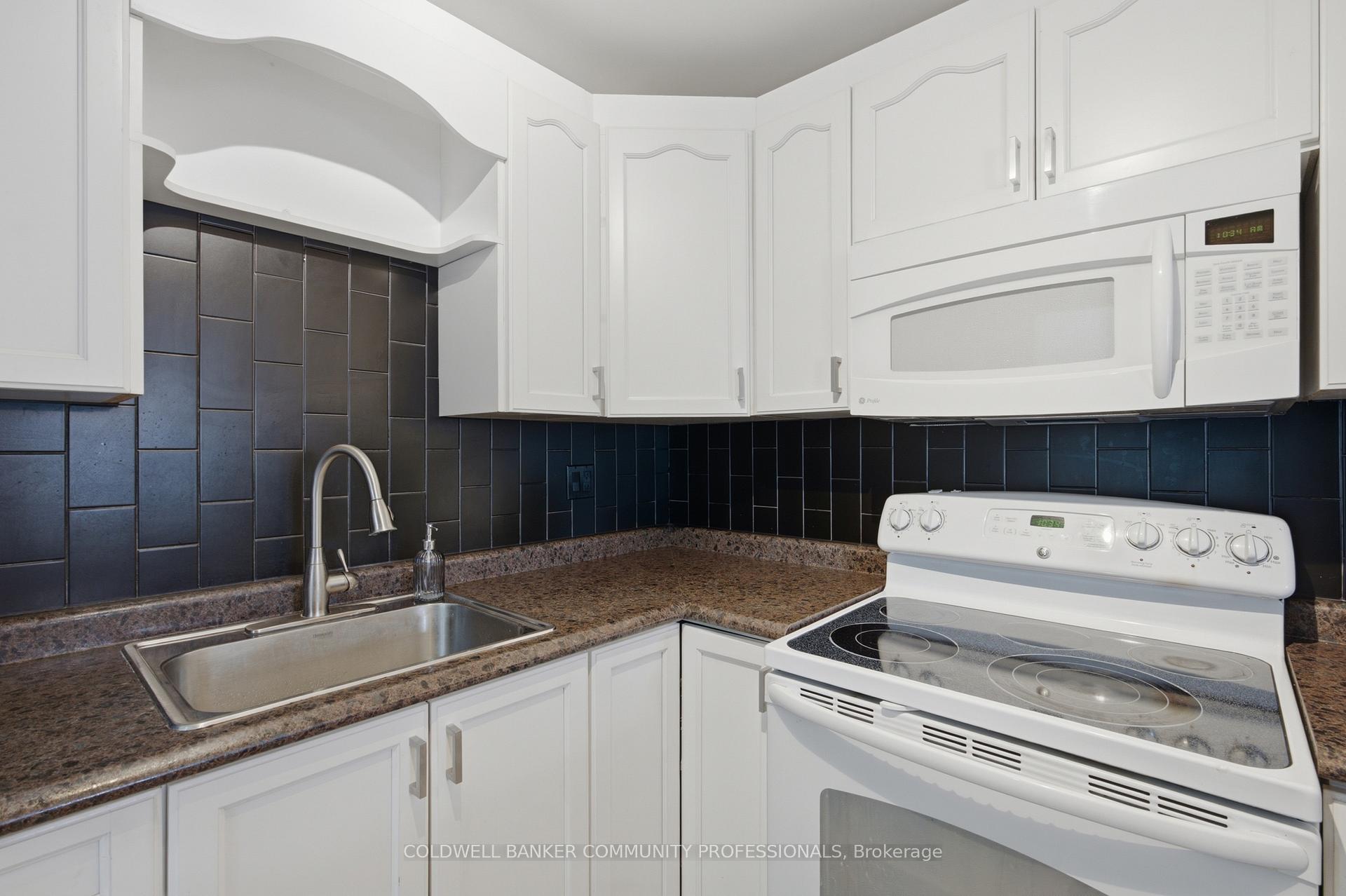 Photo 11 of Unit 46, 386 Highland Road W, Hamilton, Stoney Creek Mountain — HOMEH