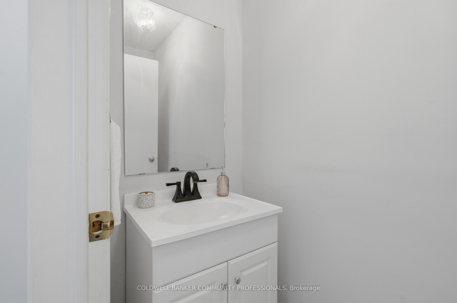 Photo 12 of Unit 46, 386 Highland Road W, Hamilton, Stoney Creek Mountain — HOMEH
