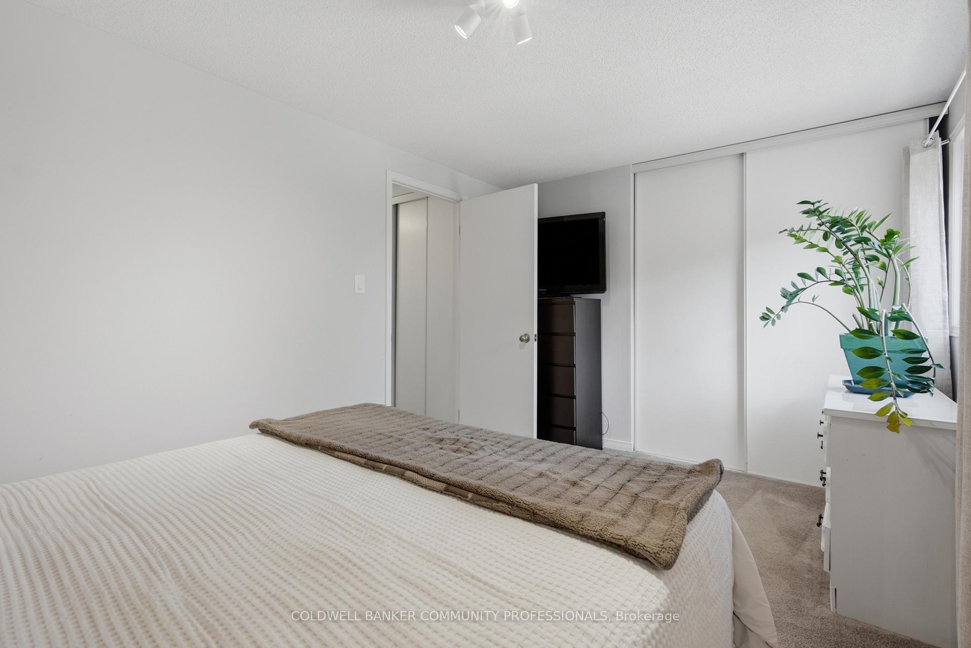 Photo 14 of Unit 46, 386 Highland Road W, Hamilton, Stoney Creek Mountain — HOMEH