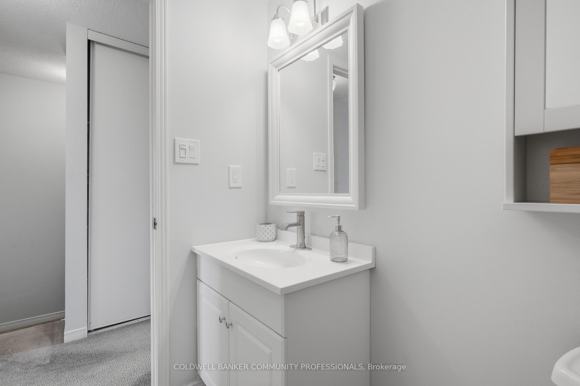Photo 16 of Unit 46, 386 Highland Road W, Hamilton, Stoney Creek Mountain — HOMEH