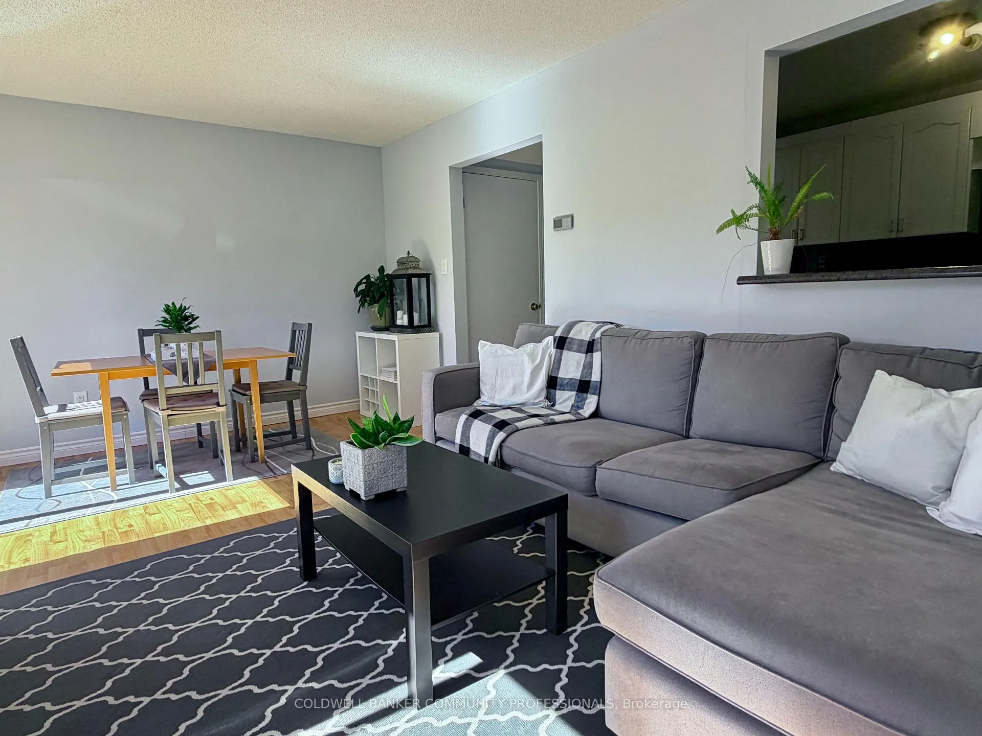 Photo 7 of Unit 46, 386 Highland Road W, Hamilton, Stoney Creek Mountain — HOMEH