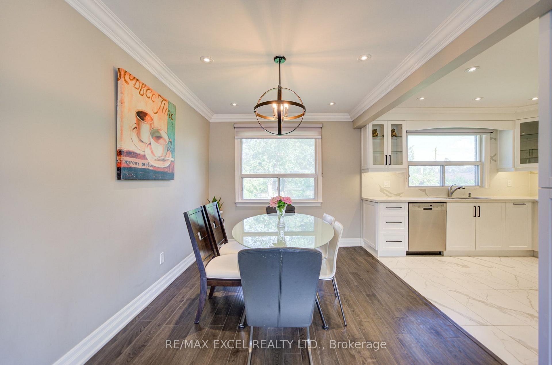 Photo 13 of 6 Averill Crescent, North York, Newtonbrook East — HOMEH