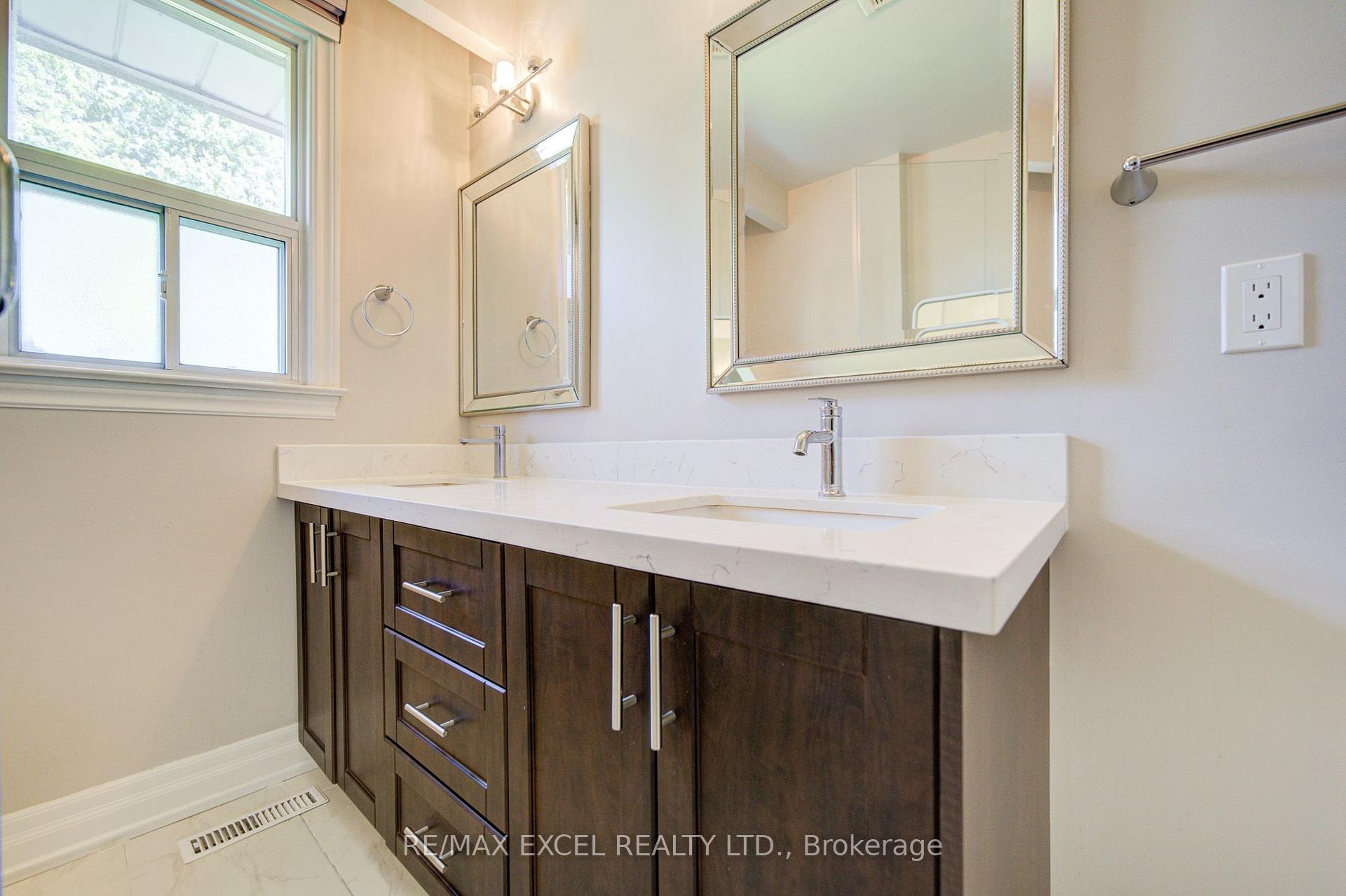 Photo 29 of 6 Averill Crescent, North York, Newtonbrook East — HOMEH