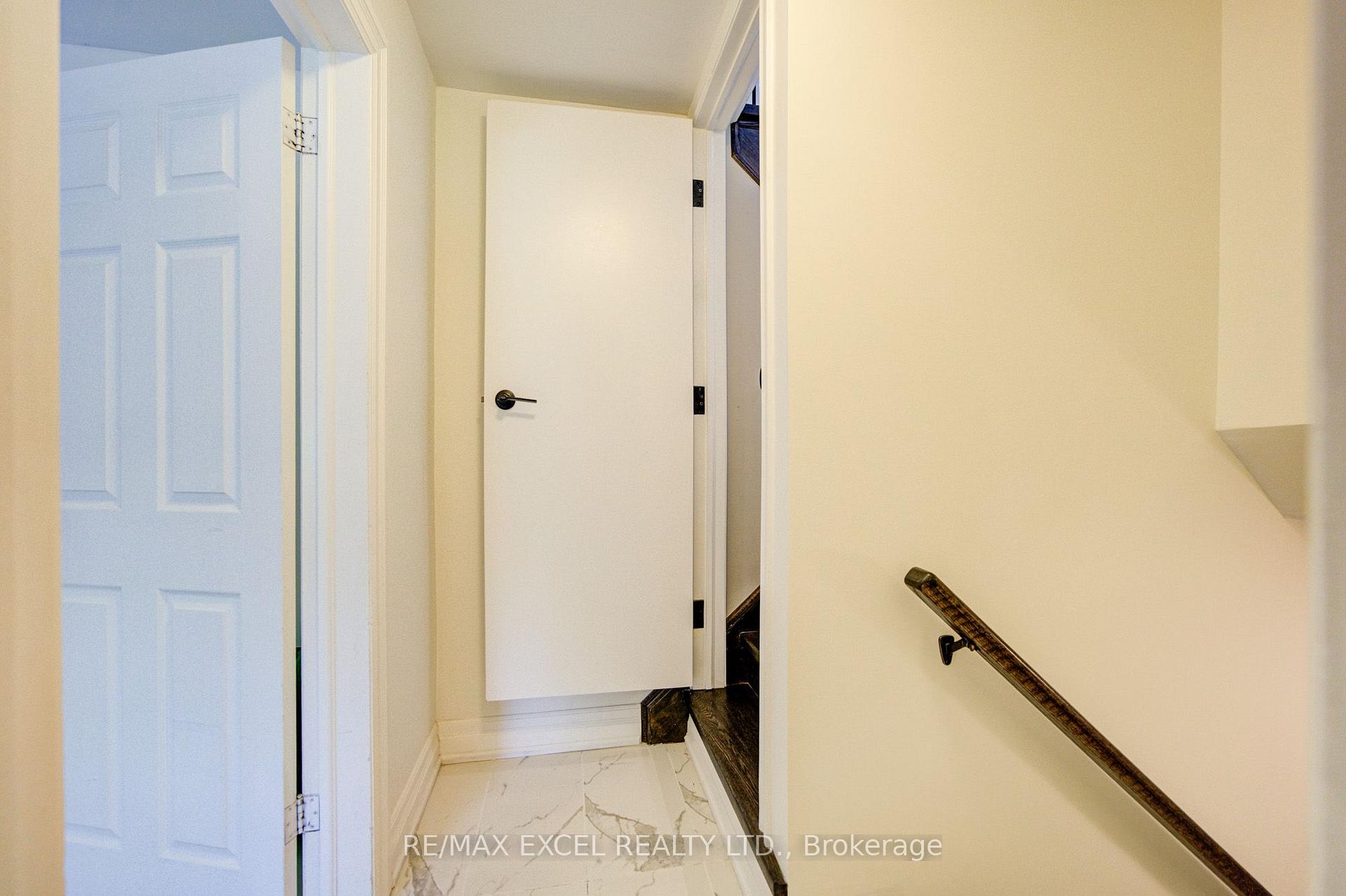 Photo 30 of 6 Averill Crescent, North York, Newtonbrook East — HOMEH