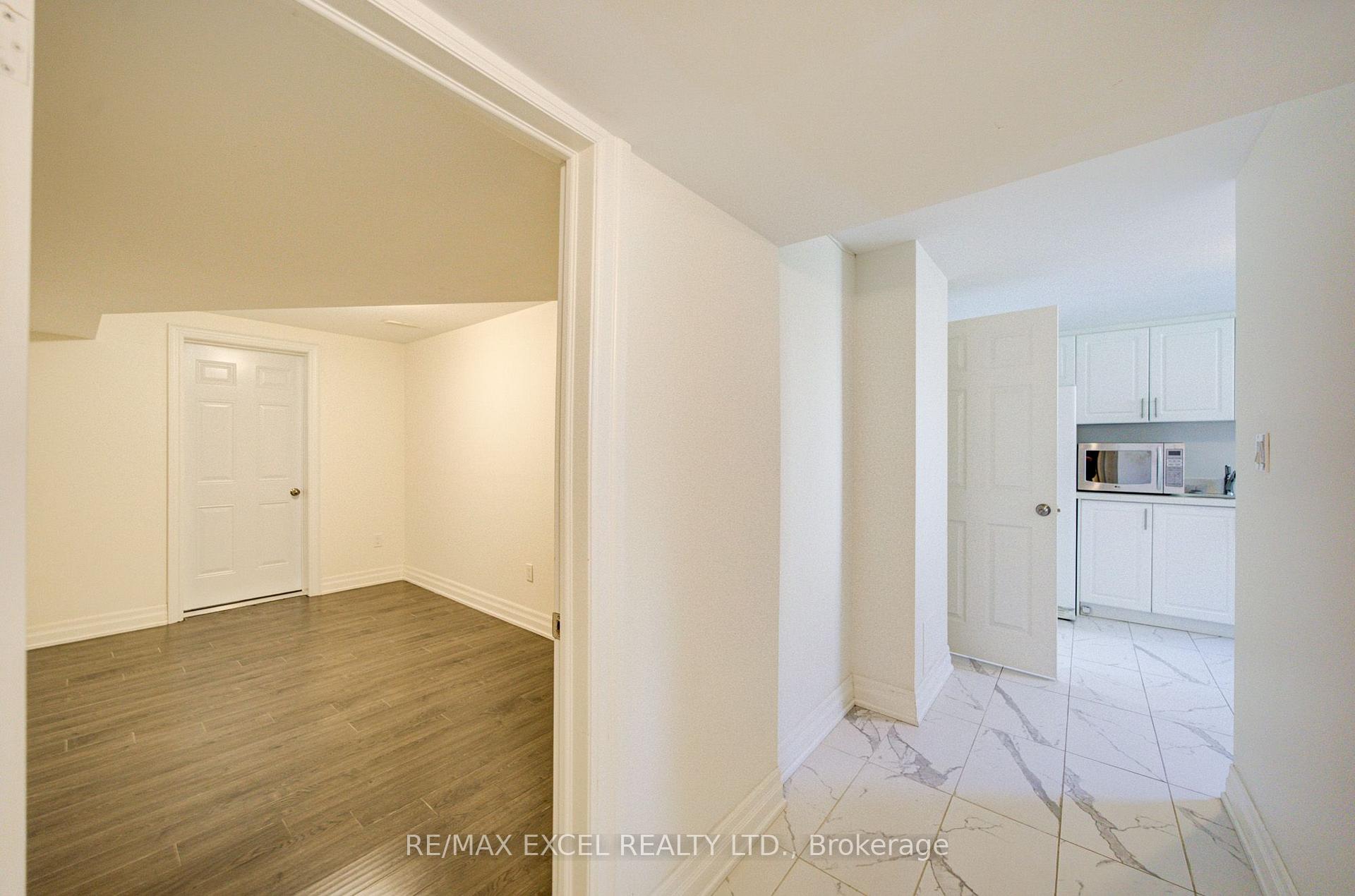 Photo 36 of 6 Averill Crescent, North York, Newtonbrook East — HOMEH
