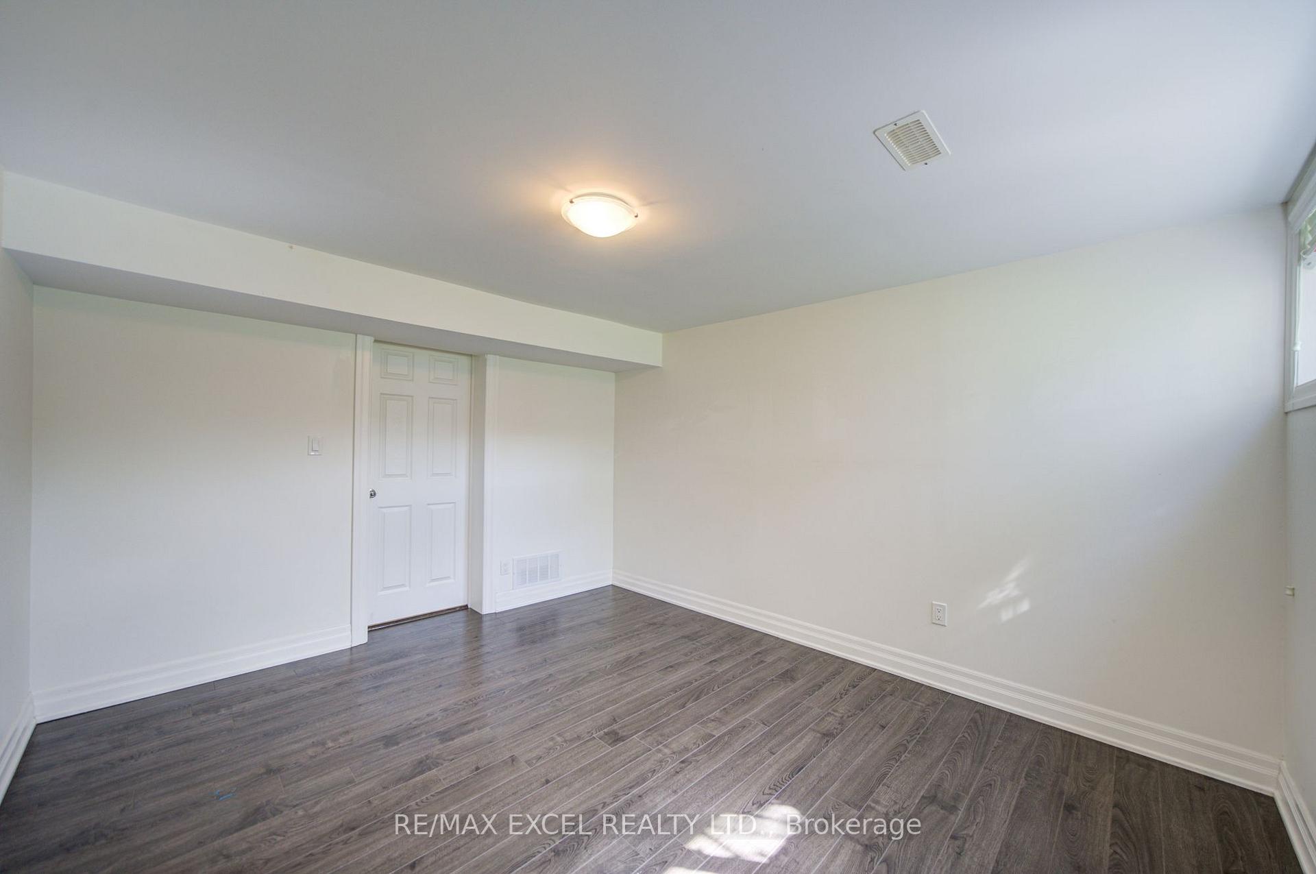 Photo 40 of 6 Averill Crescent, North York, Newtonbrook East — HOMEH