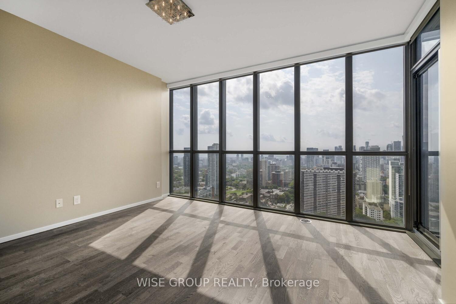 Photo 2 of Unit 3202, 101 Charles Street E, Toronto, Church-Yonge Corridor — HOMEH