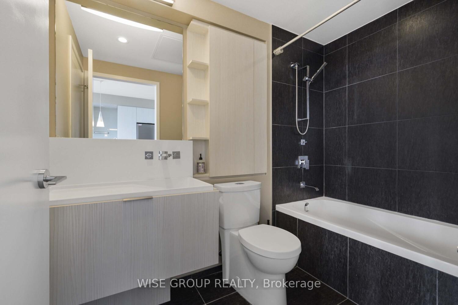 Photo 19 of Unit 3202, 101 Charles Street E, Toronto, Church-Yonge Corridor — HOMEH