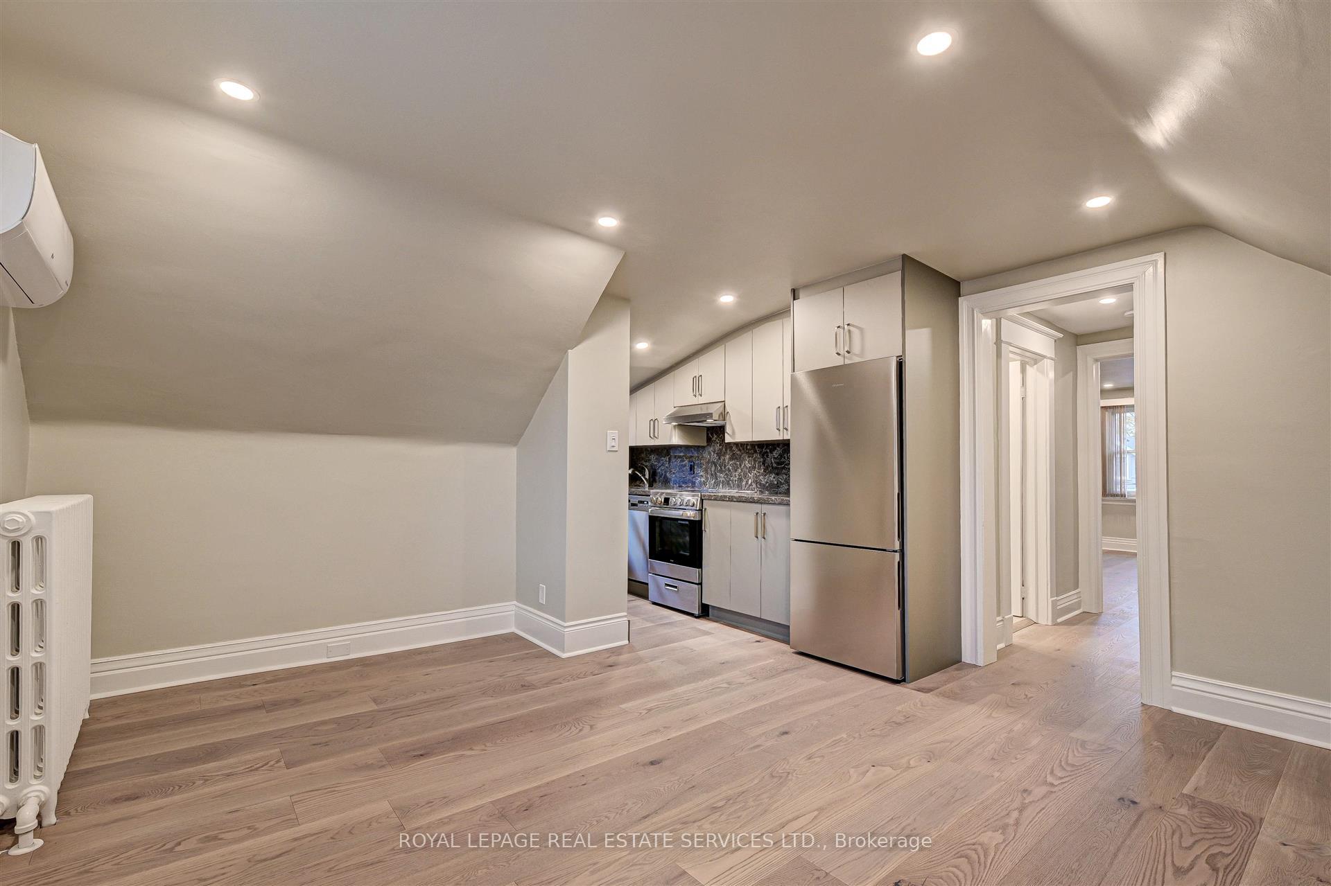 Photo 4 of Unit 3, 150 Medland Street, Toronto, Junction Area — HOMEH