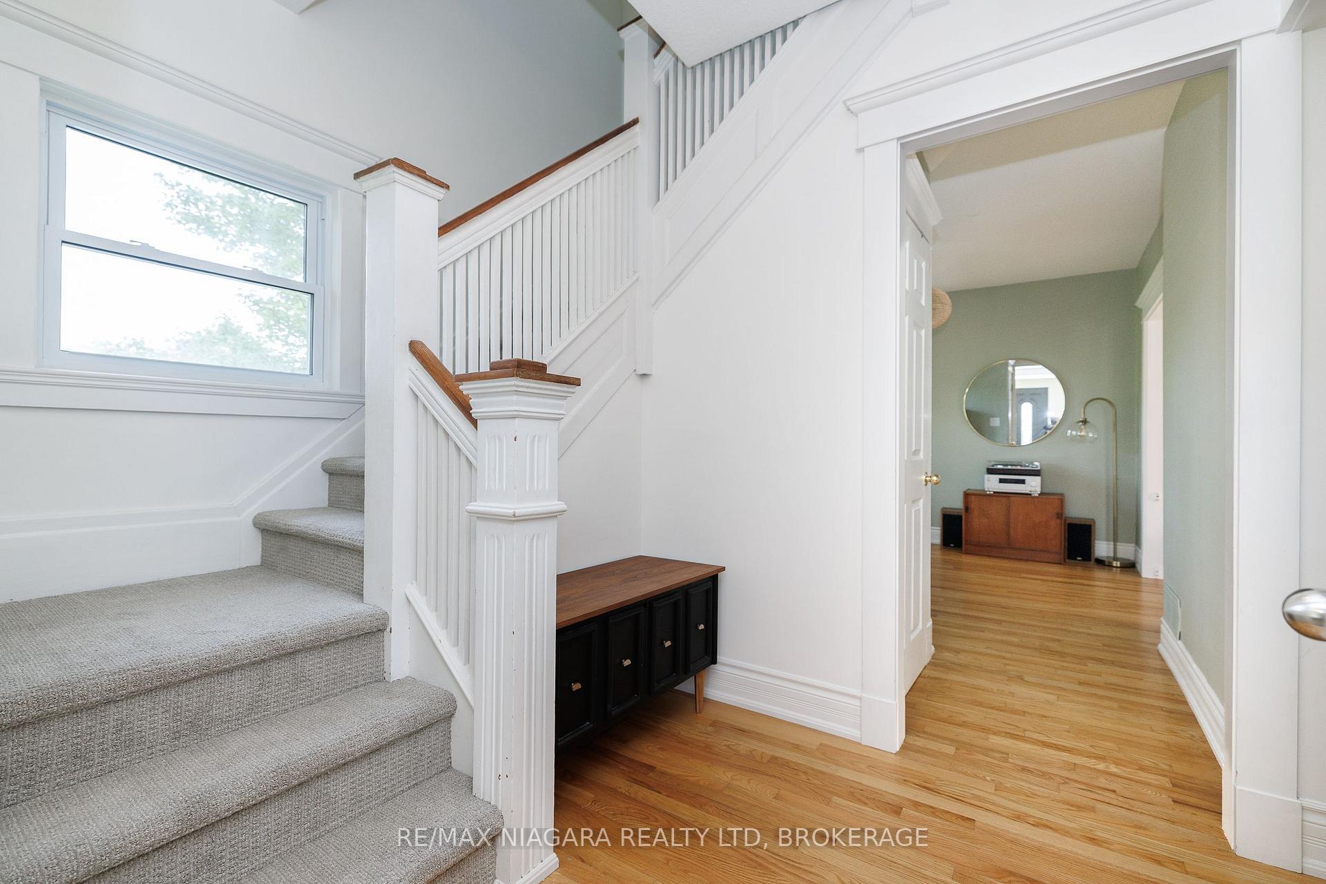 Photo 6 of 164 Kent Street, Port Colborne, Sugarloaf — HOMEH