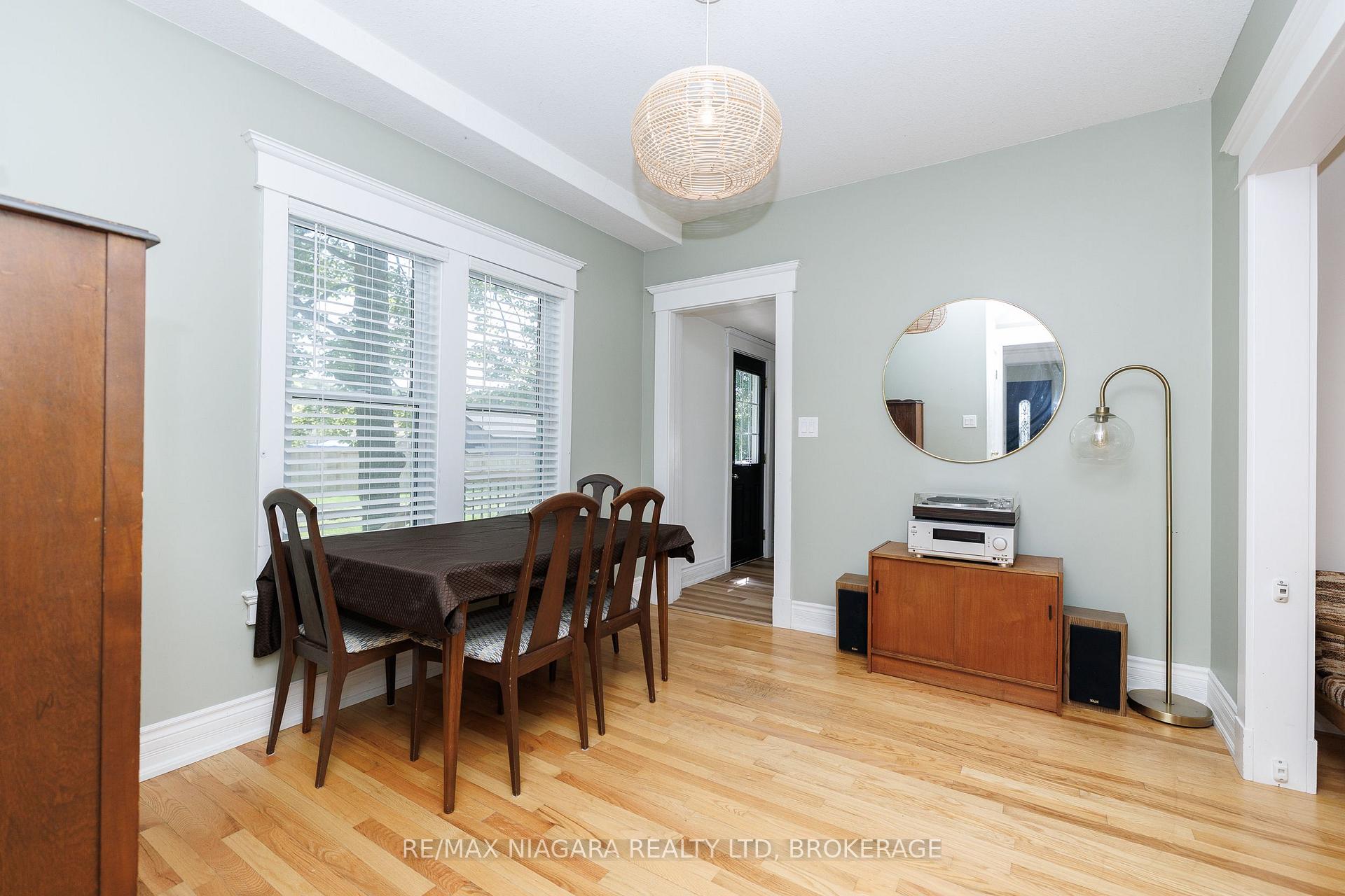 Photo 12 of 164 Kent Street, Port Colborne, Sugarloaf — HOMEH