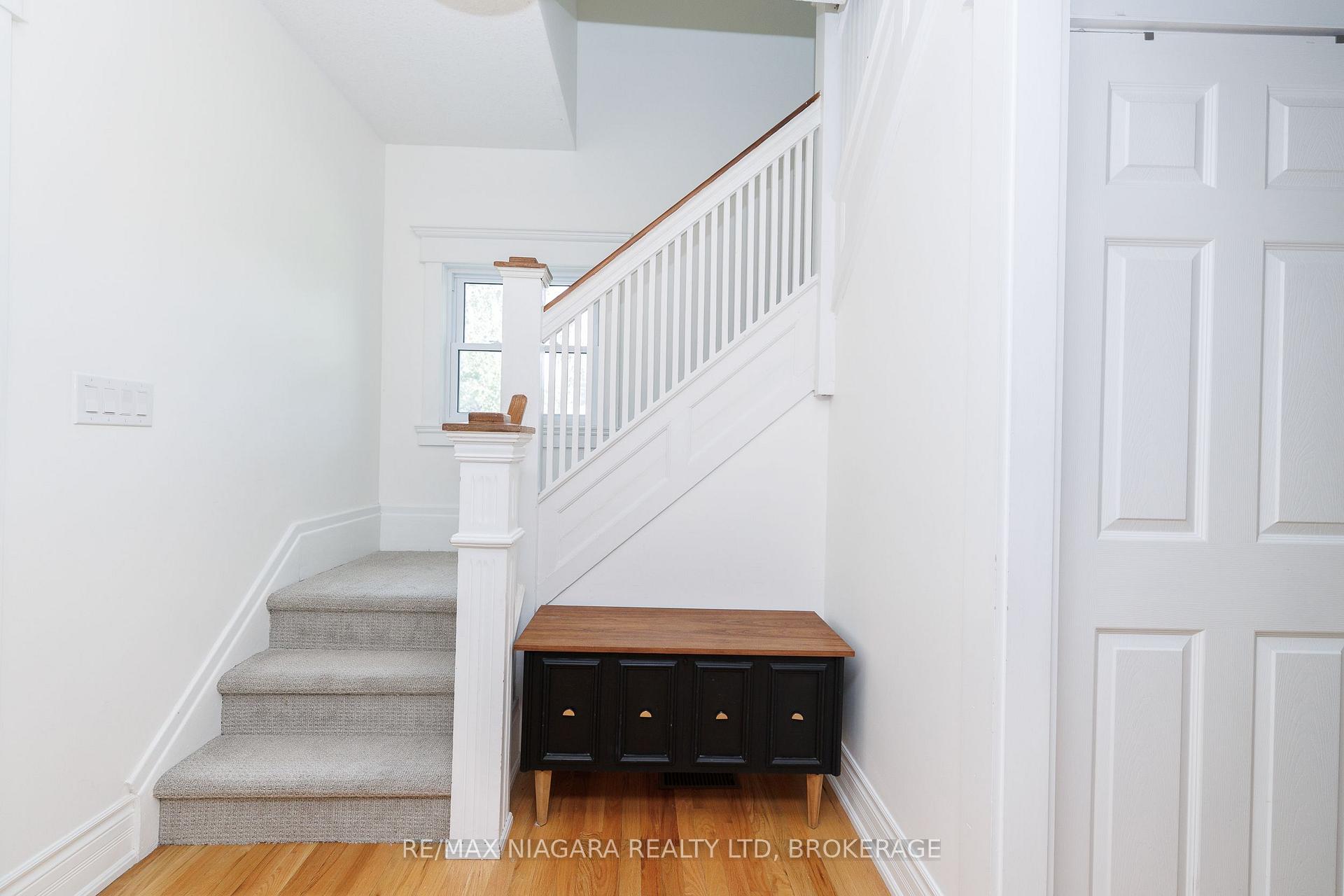 Photo 16 of 164 Kent Street, Port Colborne, Sugarloaf — HOMEH