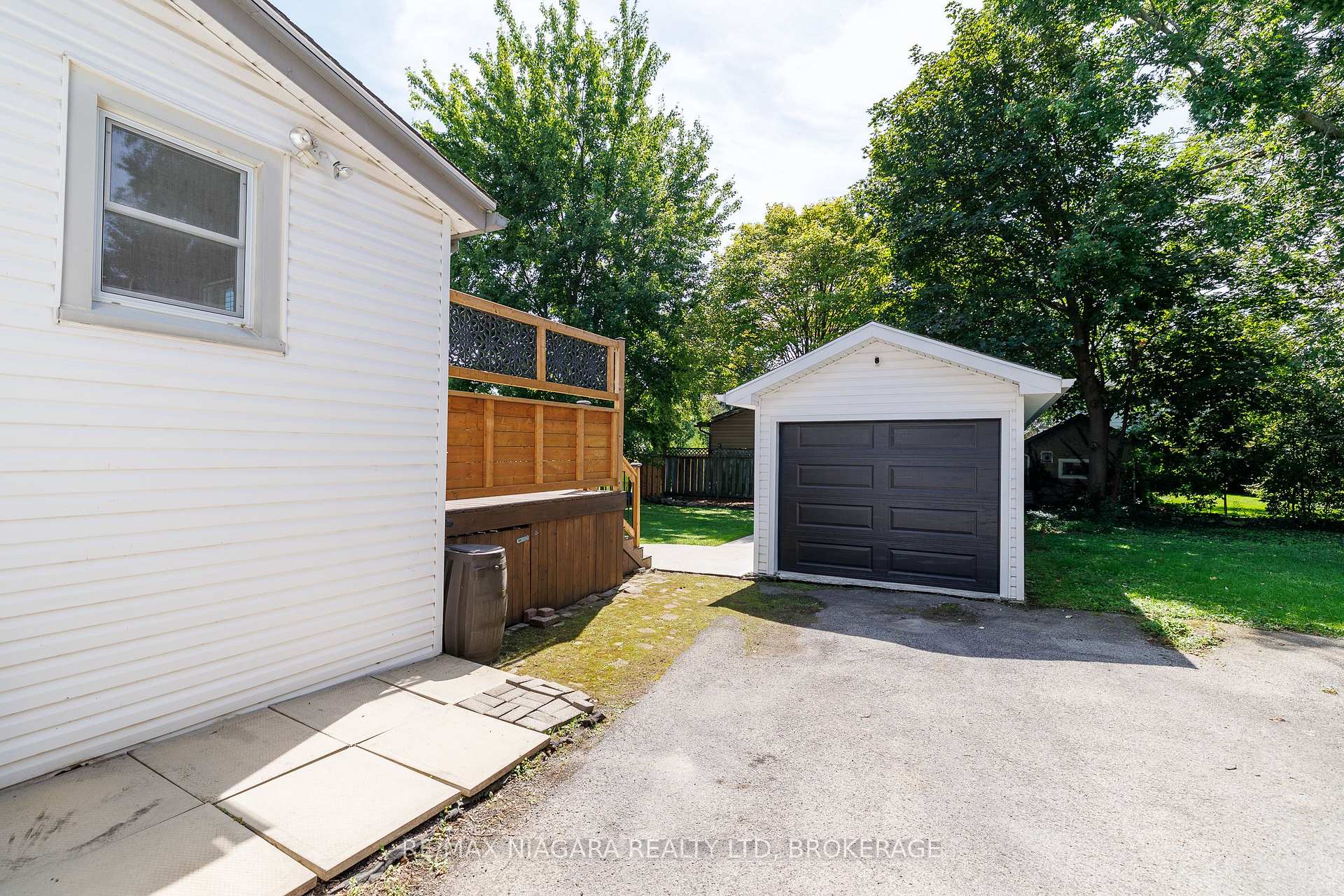 Photo 29 of 164 Kent Street, Port Colborne, Sugarloaf — HOMEH
