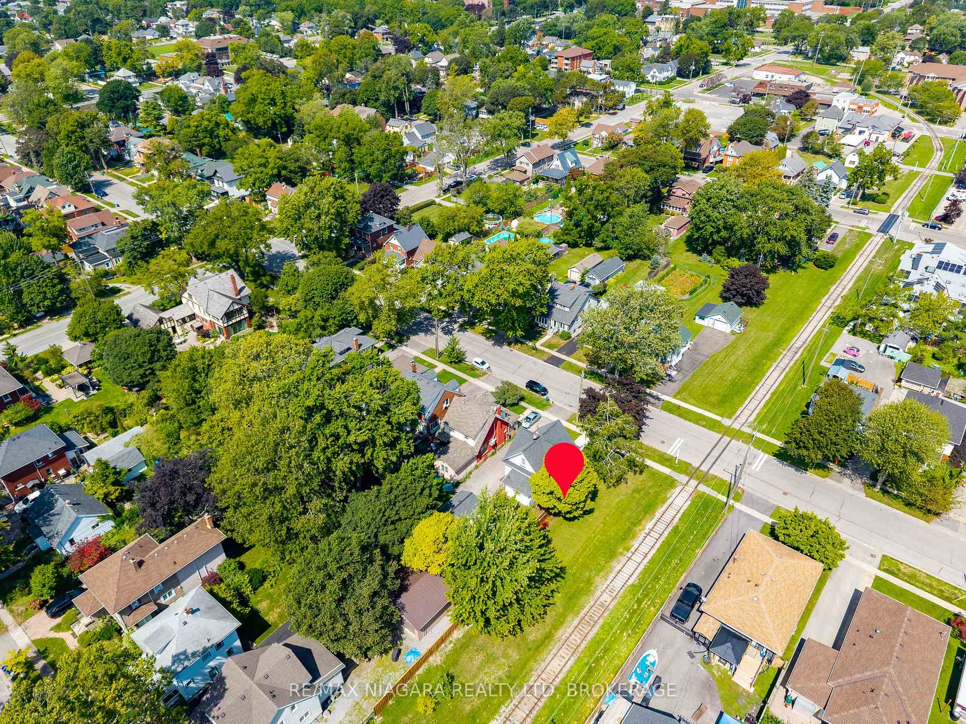 Photo 42 of 164 Kent Street, Port Colborne, Sugarloaf — HOMEH