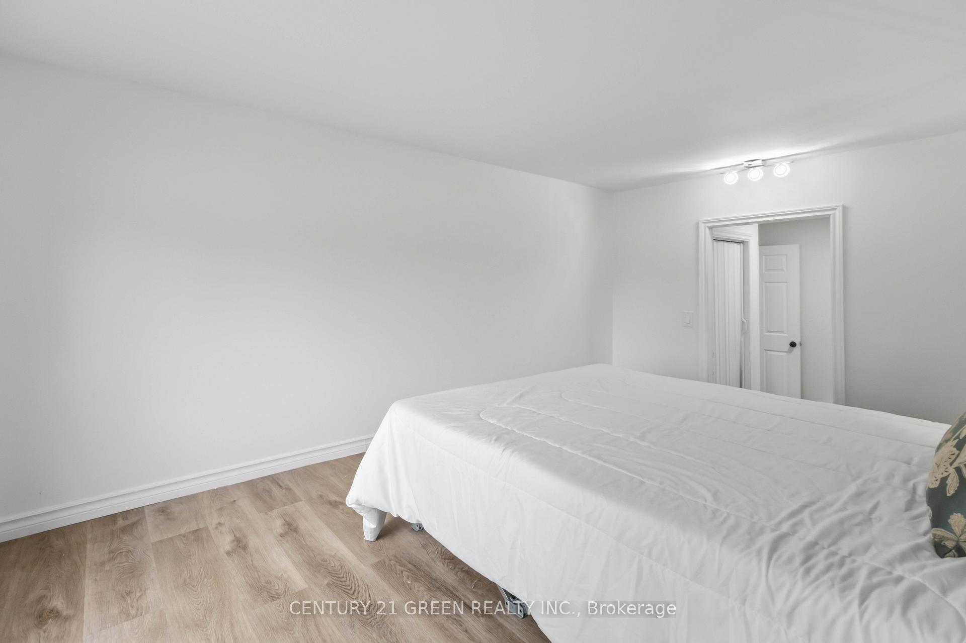Photo 34 of 1469 Birchcliffe Court, Oshawa, Lakeview — HOMEH