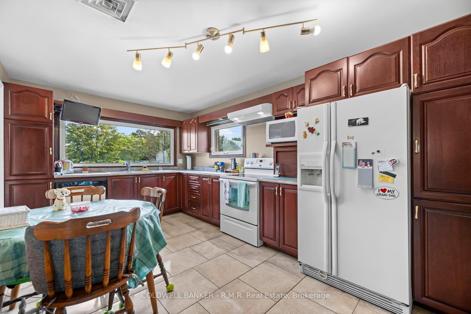 Photo 9 of 455 Campbell Street, Cobourg — HOMEH