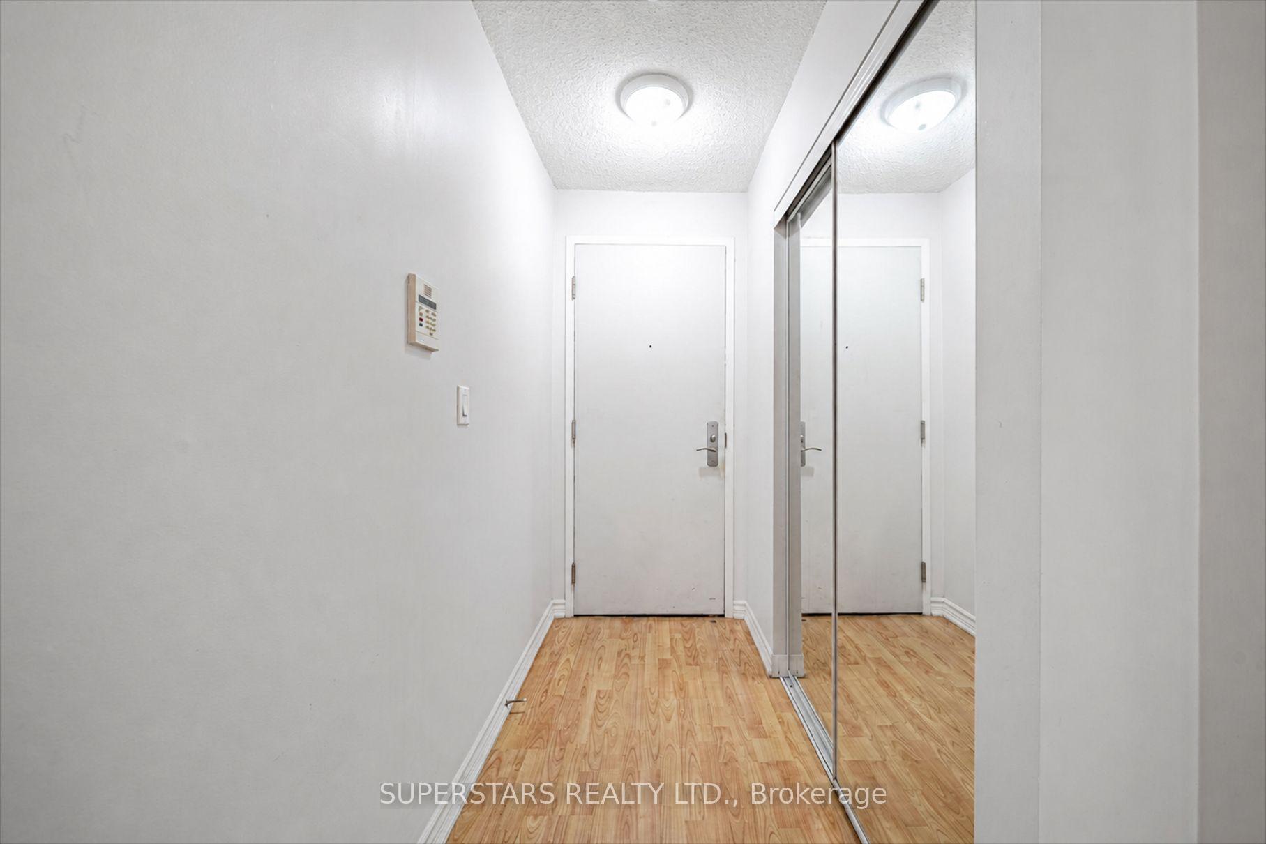 Photo 18 of Unit 1813, 761 Bay Street, Toronto, Bay Street Corridor — HOMEH