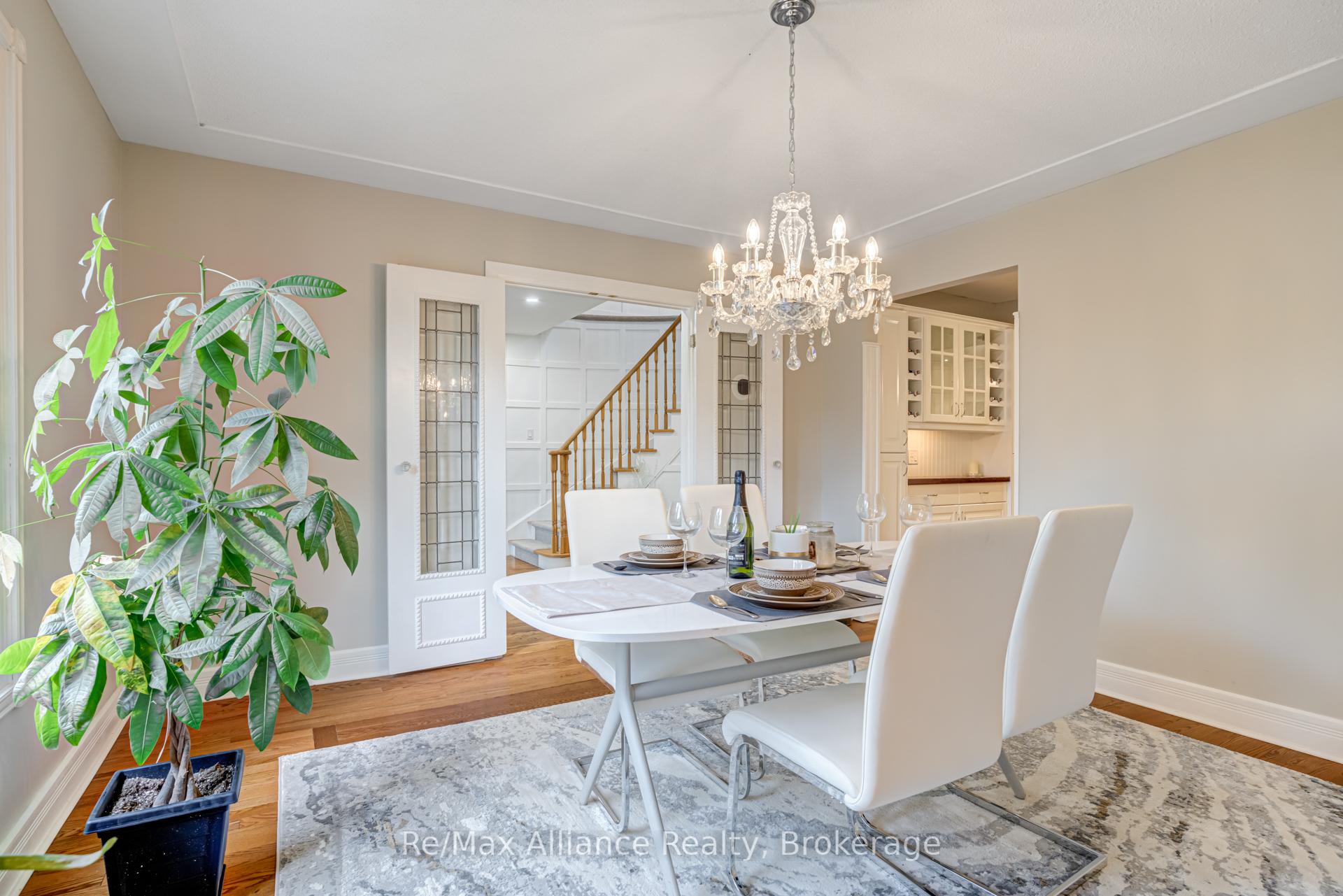 Photo 7 of 1168 Havendale Boulevard, Burlington, Tyandaga — HOMEH