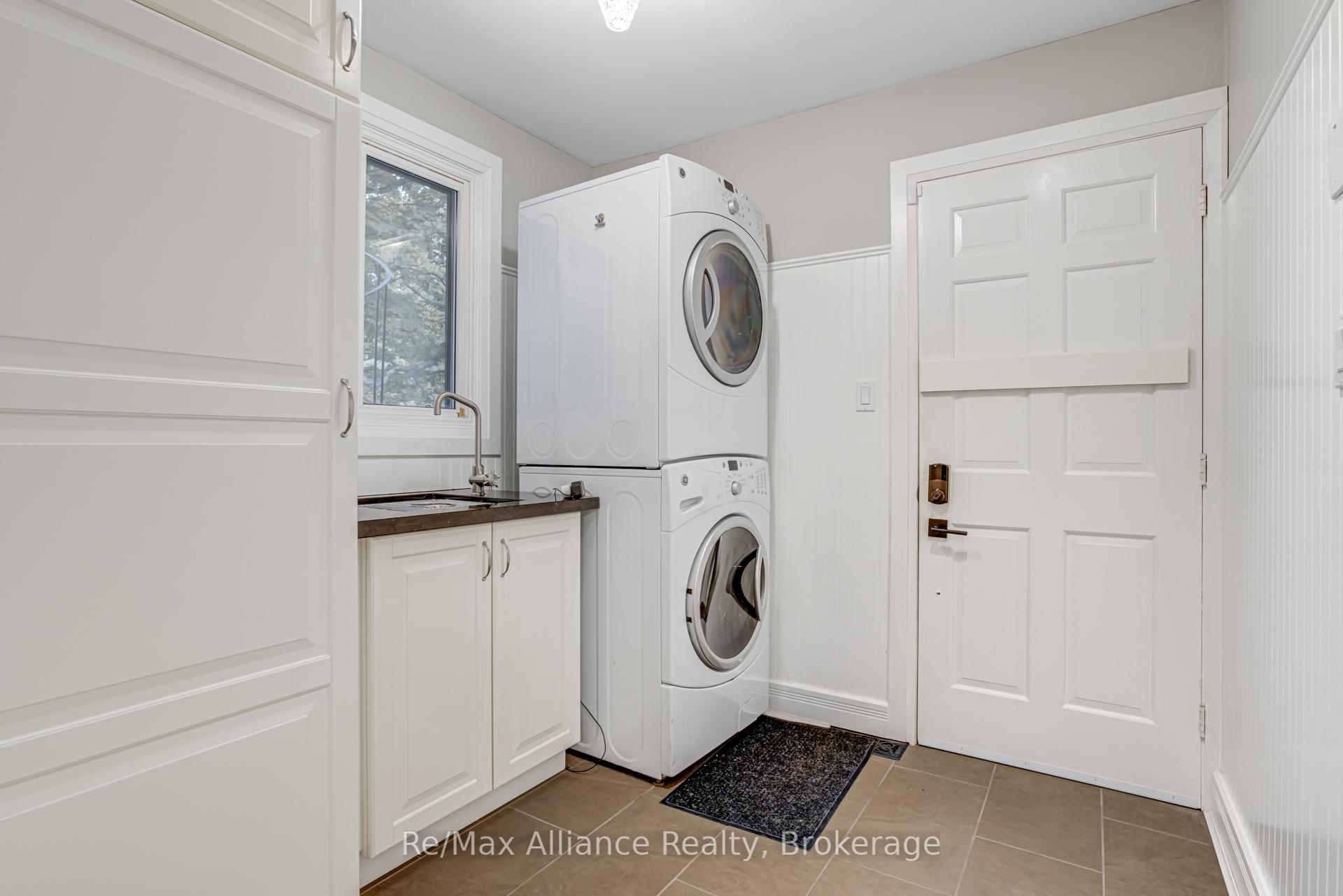 Photo 15 of 1168 Havendale Boulevard, Burlington, Tyandaga — HOMEH