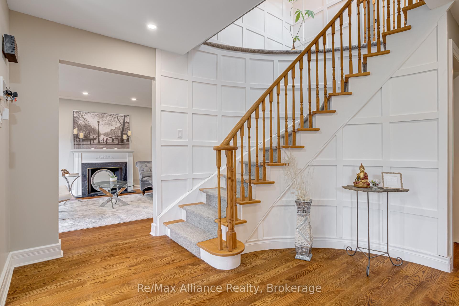 Photo 16 of 1168 Havendale Boulevard, Burlington, Tyandaga — HOMEH