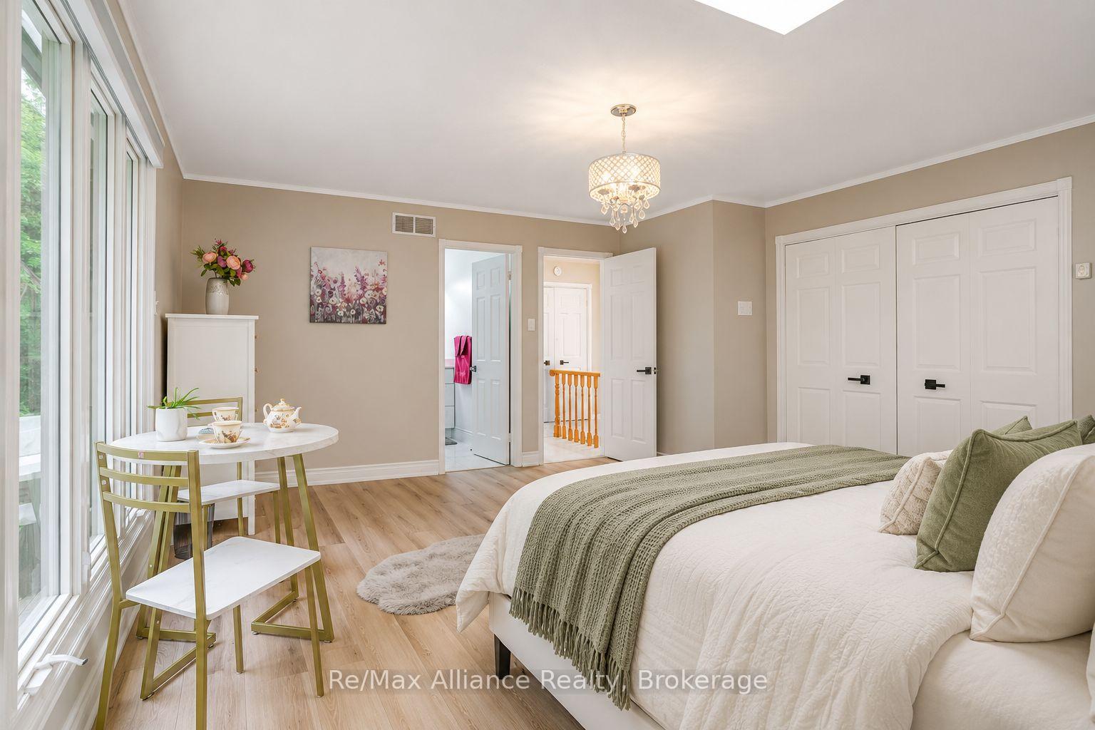 Photo 19 of 1168 Havendale Boulevard, Burlington, Tyandaga — HOMEH