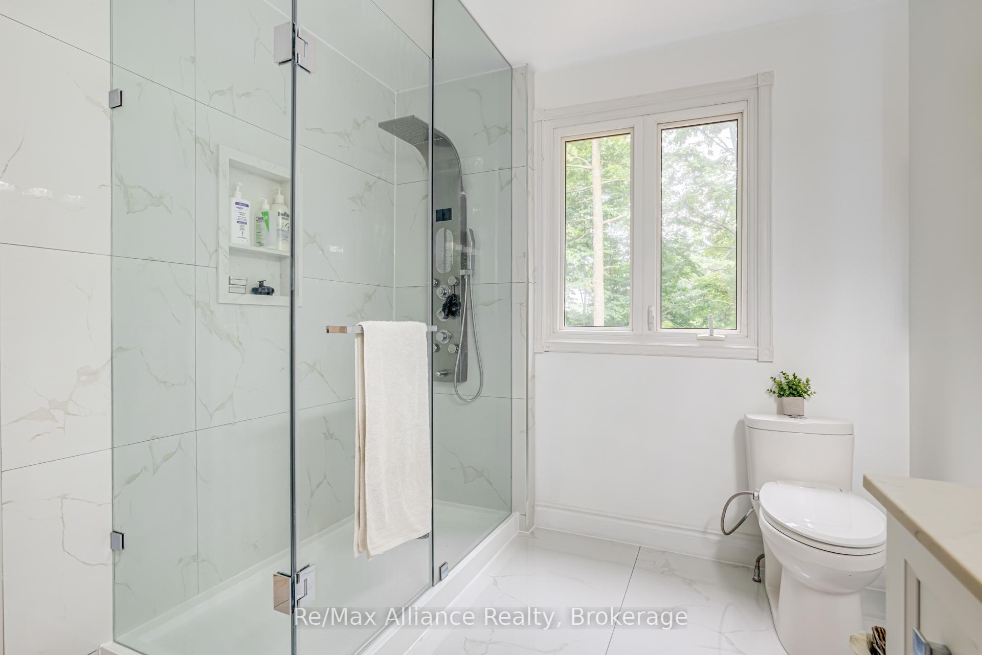 Photo 21 of 1168 Havendale Boulevard, Burlington, Tyandaga — HOMEH