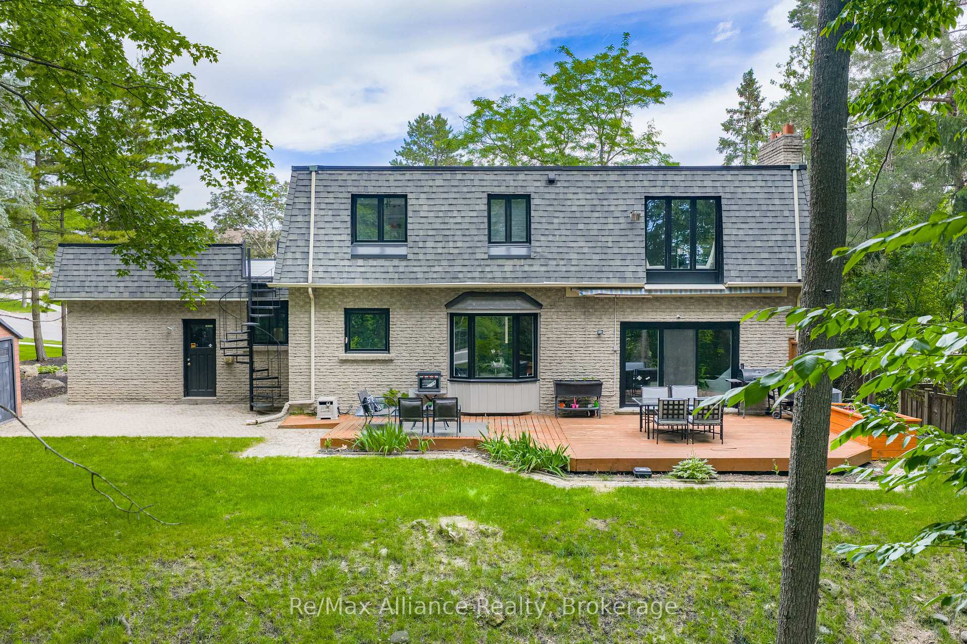 Photo 47 of 1168 Havendale Boulevard, Burlington, Tyandaga — HOMEH