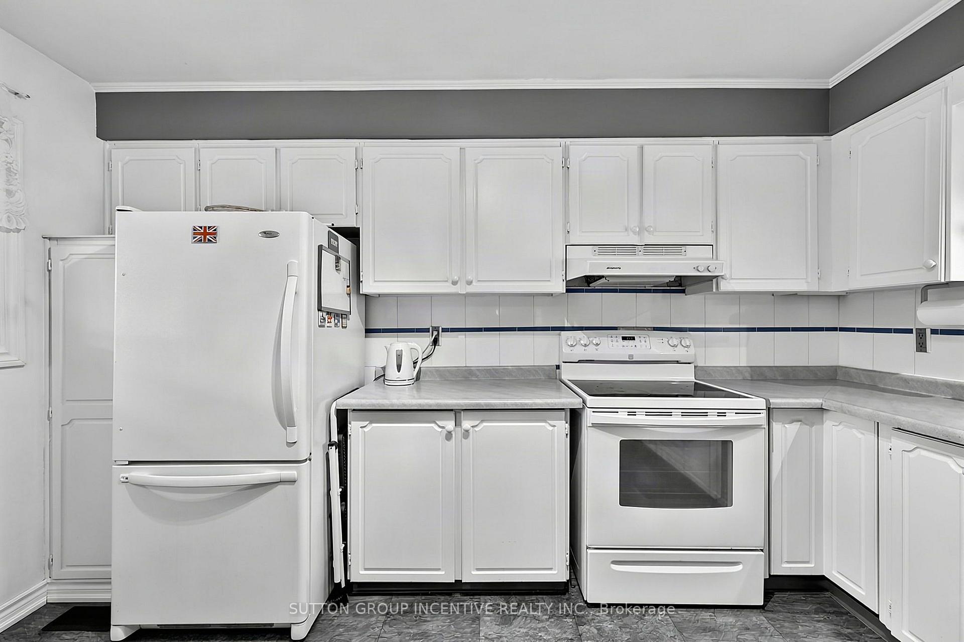 Photo 15 of 1006 Lebanon Drive, Innisfil, Alcona — HOMEH