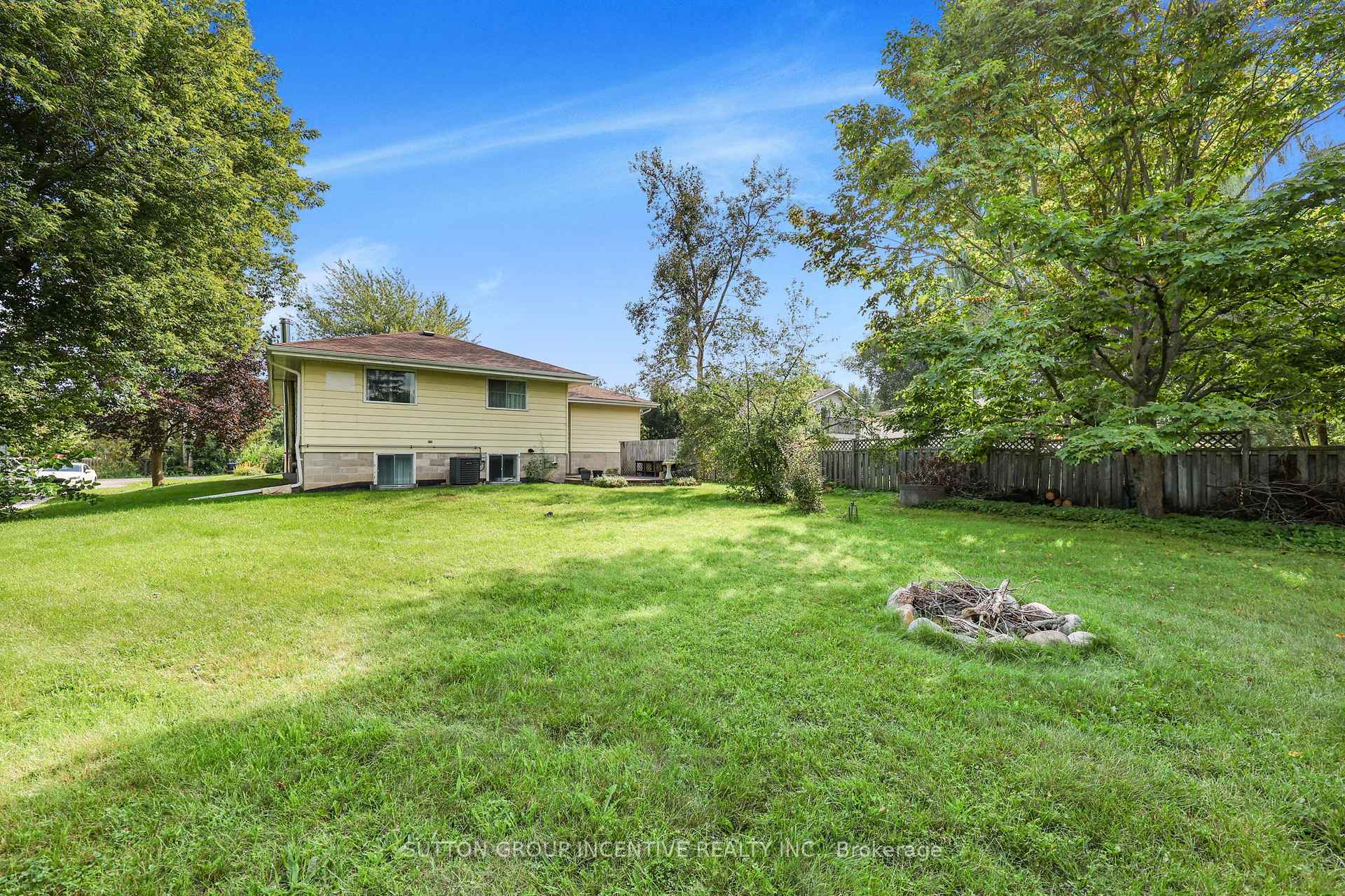 Photo 44 of 1006 Lebanon Drive, Innisfil, Alcona — HOMEH