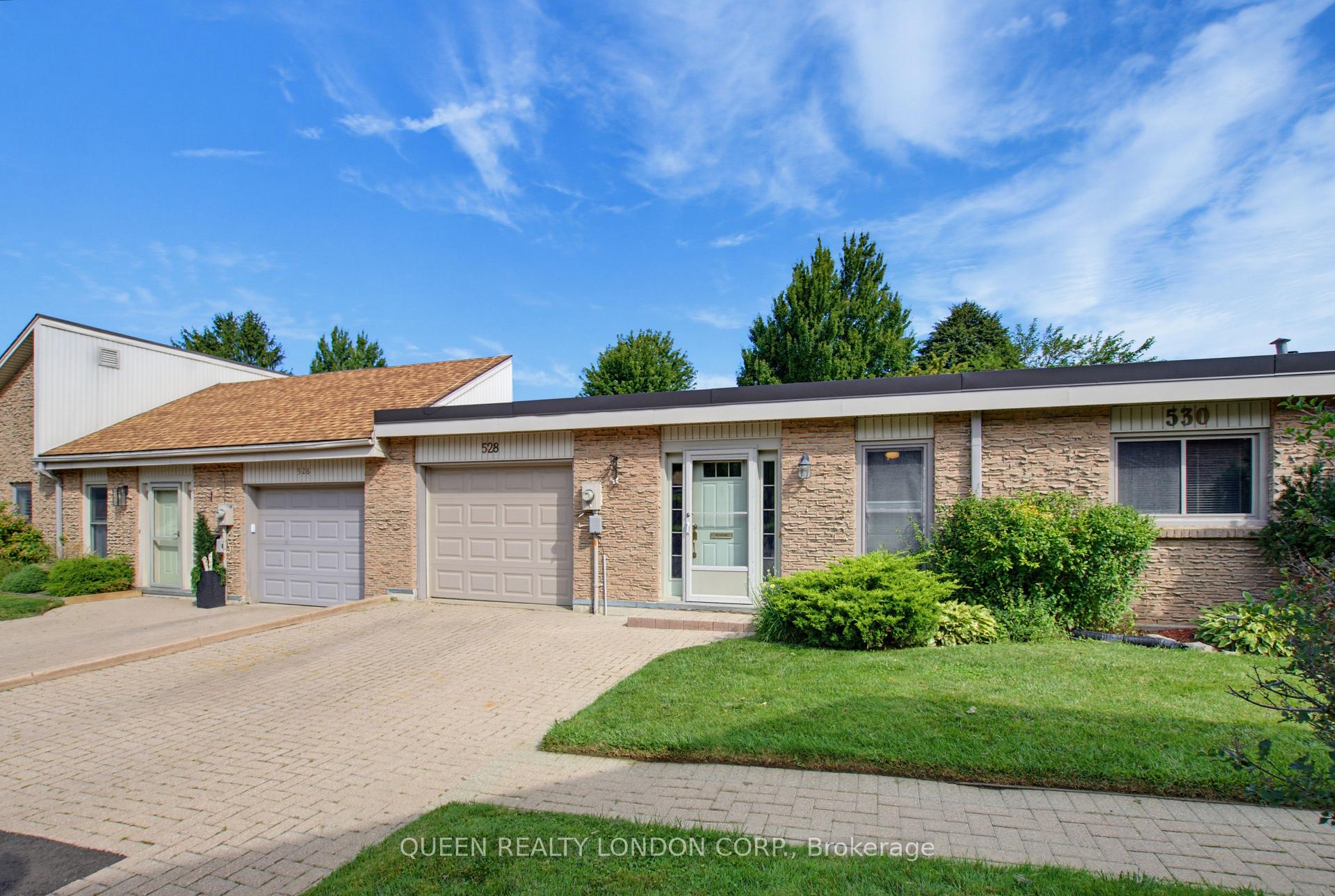 Photo 2 of 528 Cranbrook Road E, London, South M — HOMEH