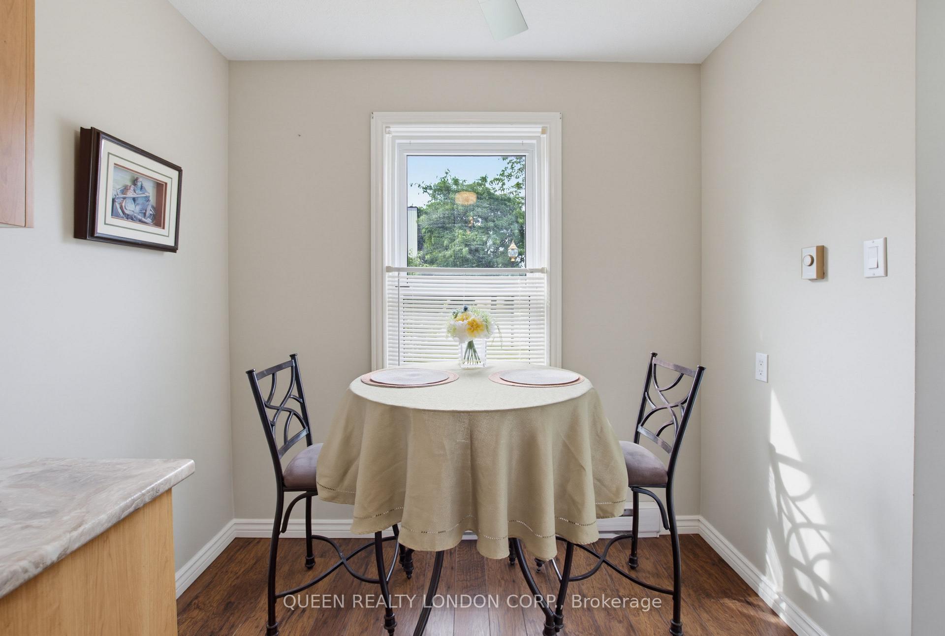 Photo 7 of 528 Cranbrook Road E, London, South M — HOMEH